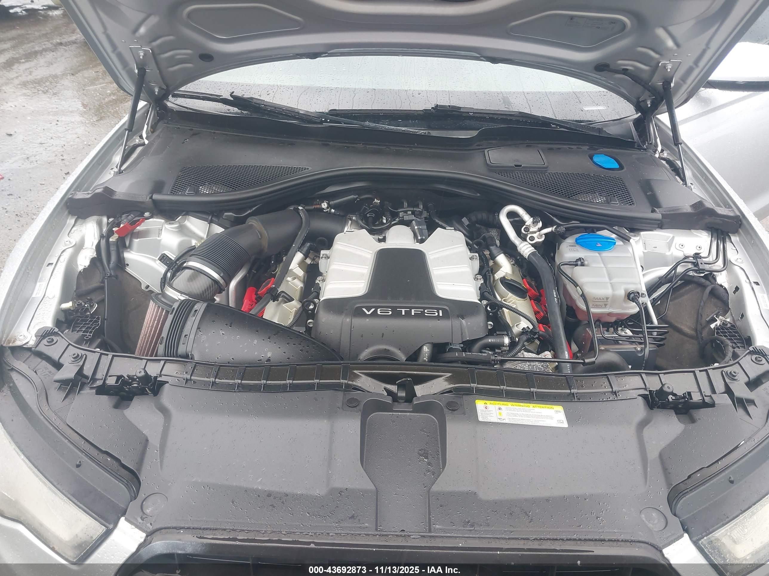 AUDI A6 image 10