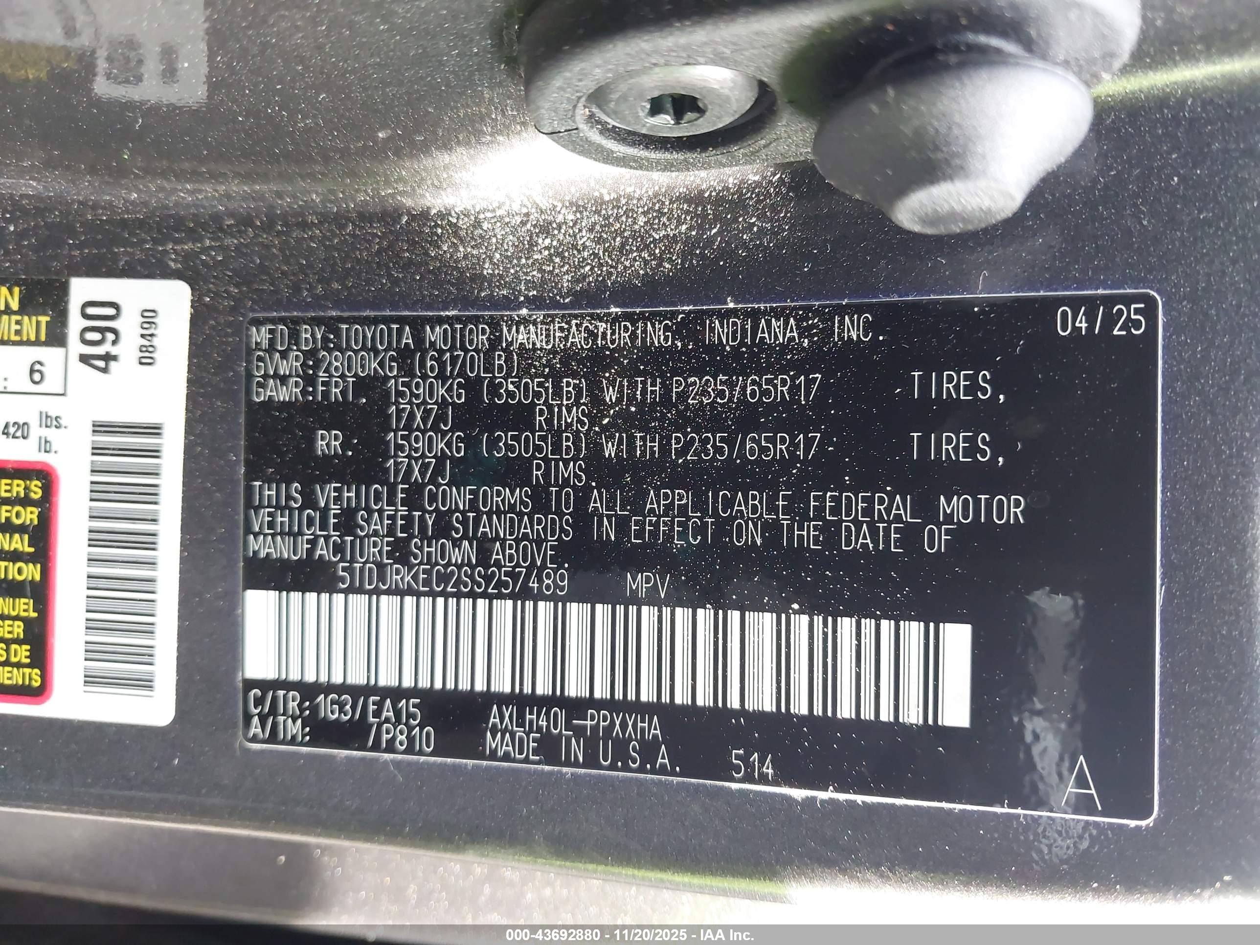TOYOTA SIENNA image 9