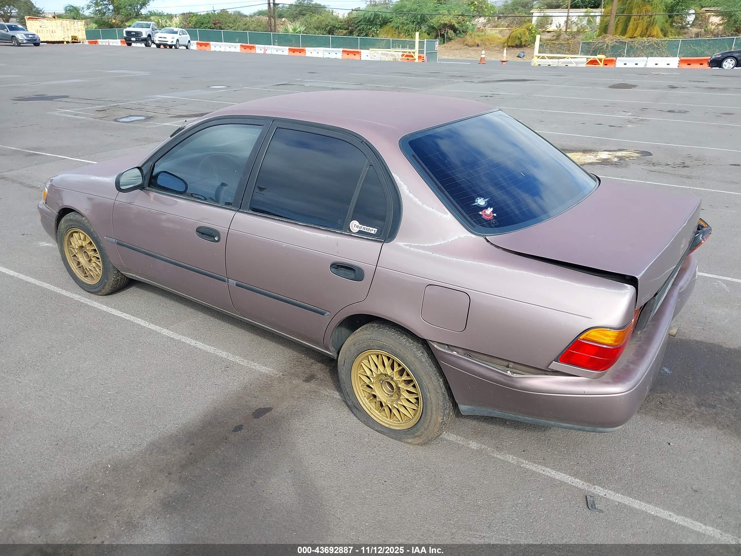 TOYOTA COROLLA image 3