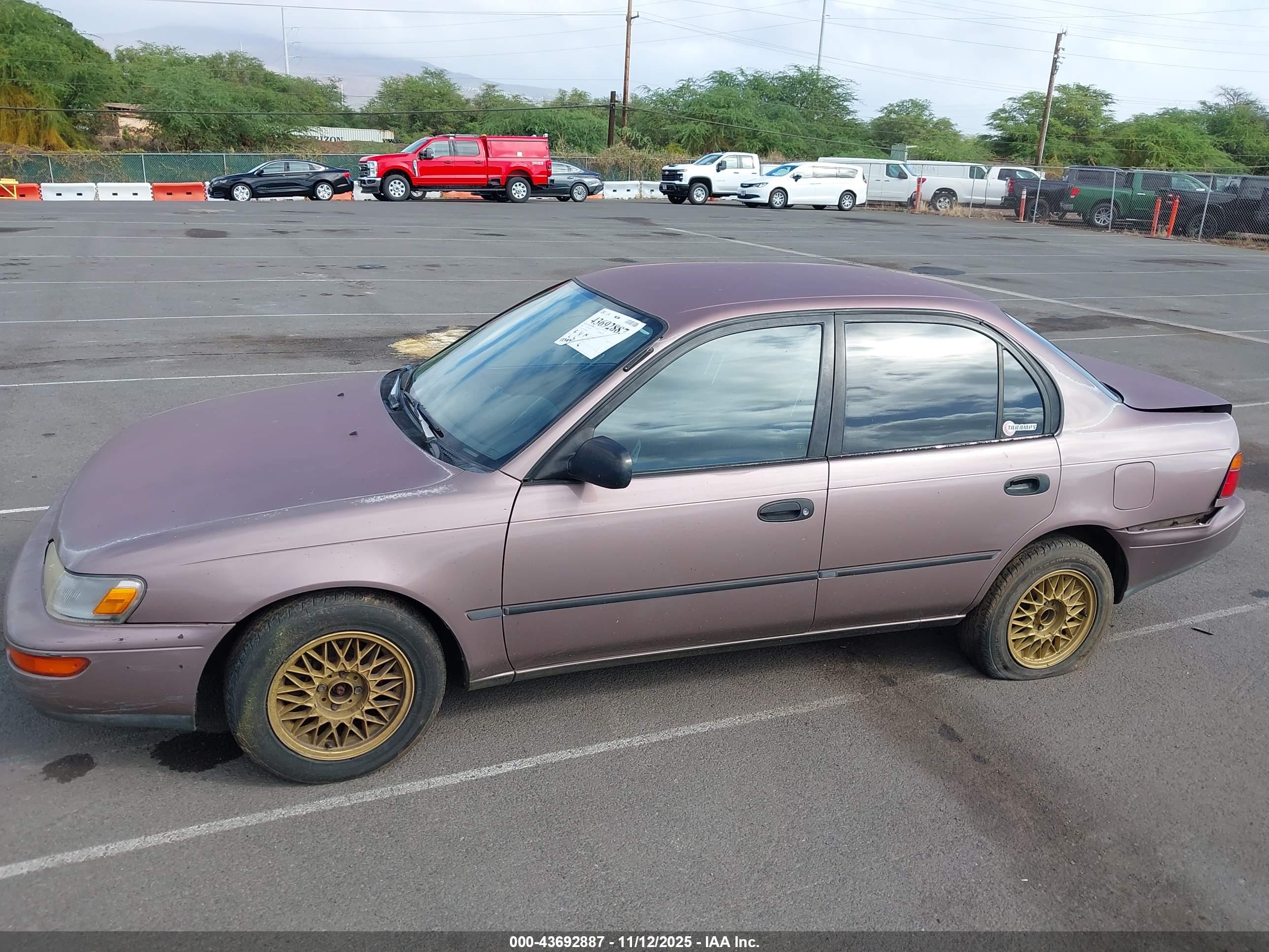TOYOTA COROLLA image 6