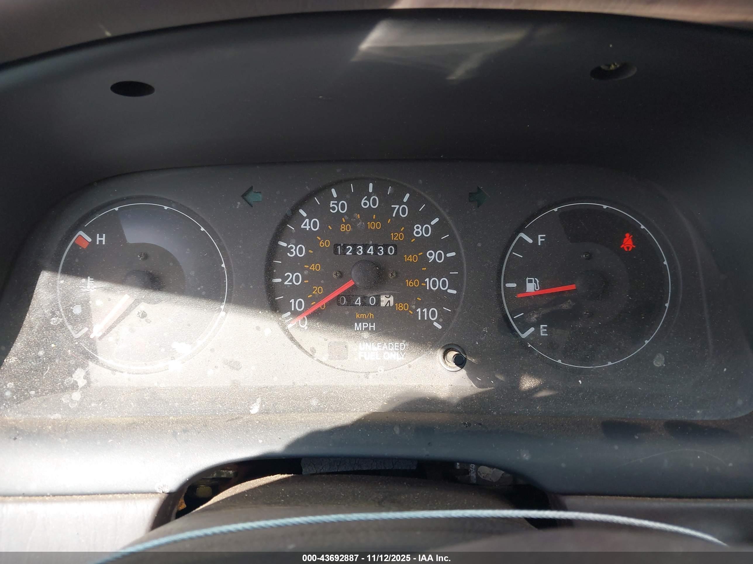 TOYOTA COROLLA image 7