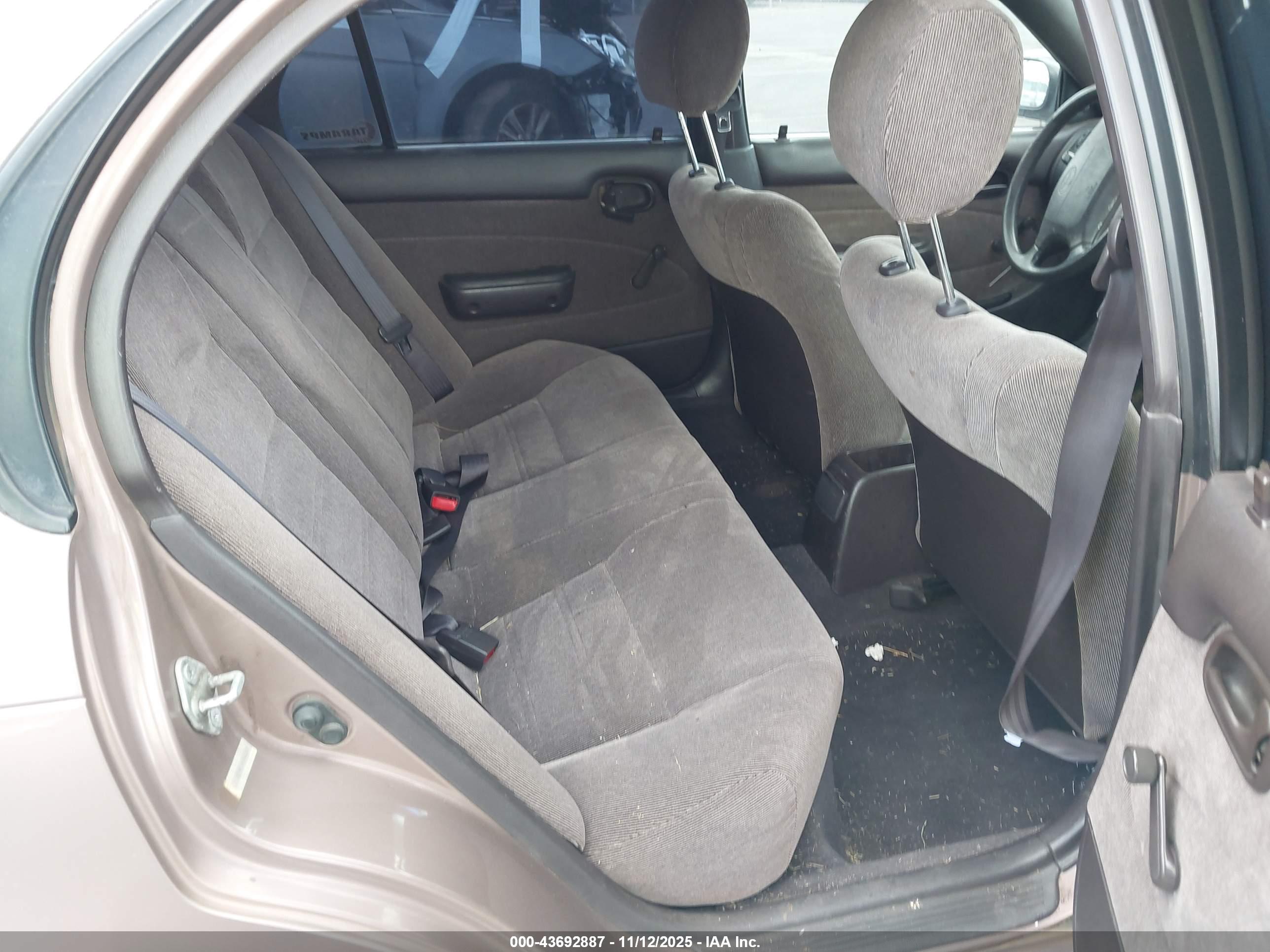 TOYOTA COROLLA image 8