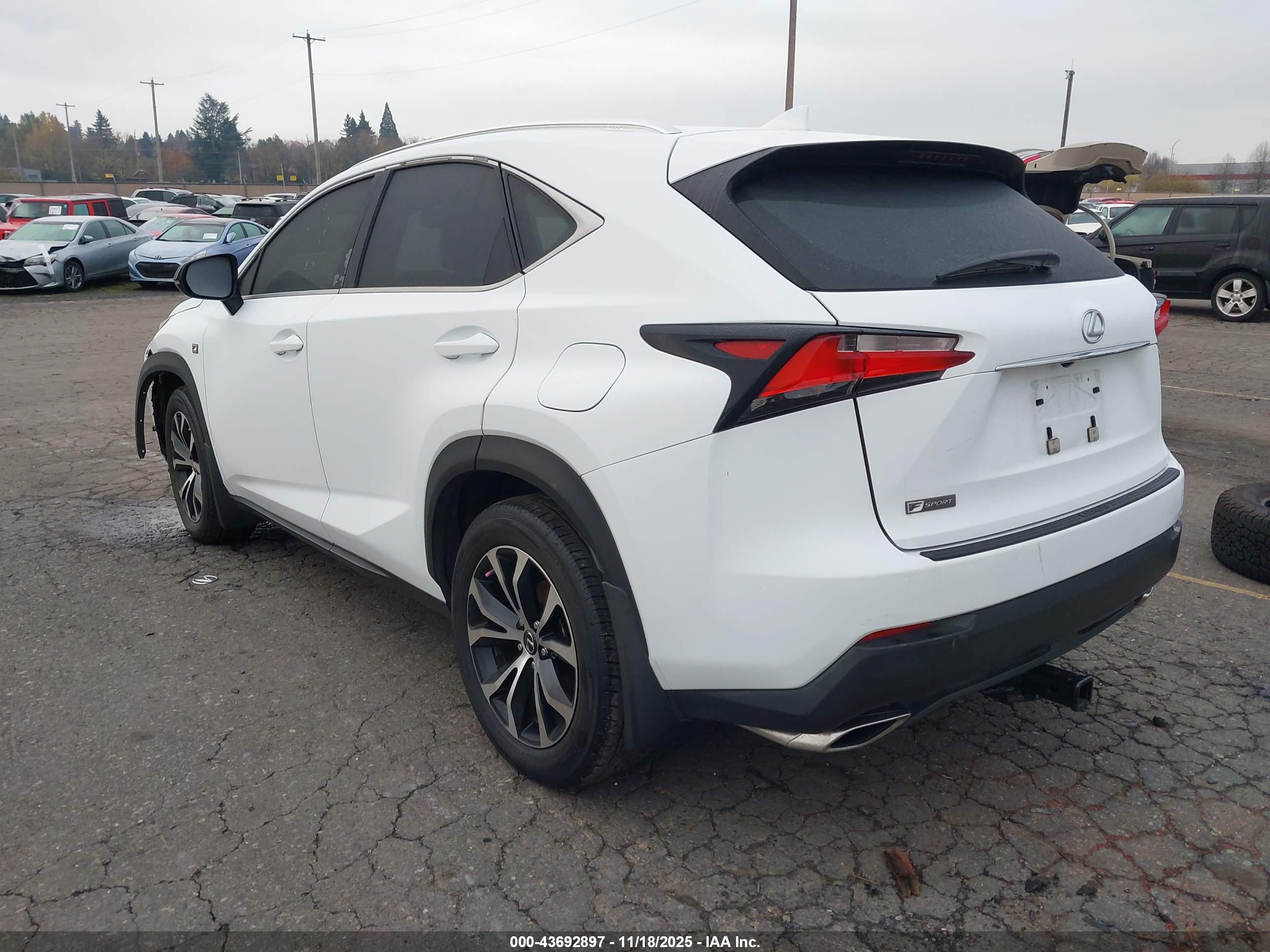 LEXUS NX image 3