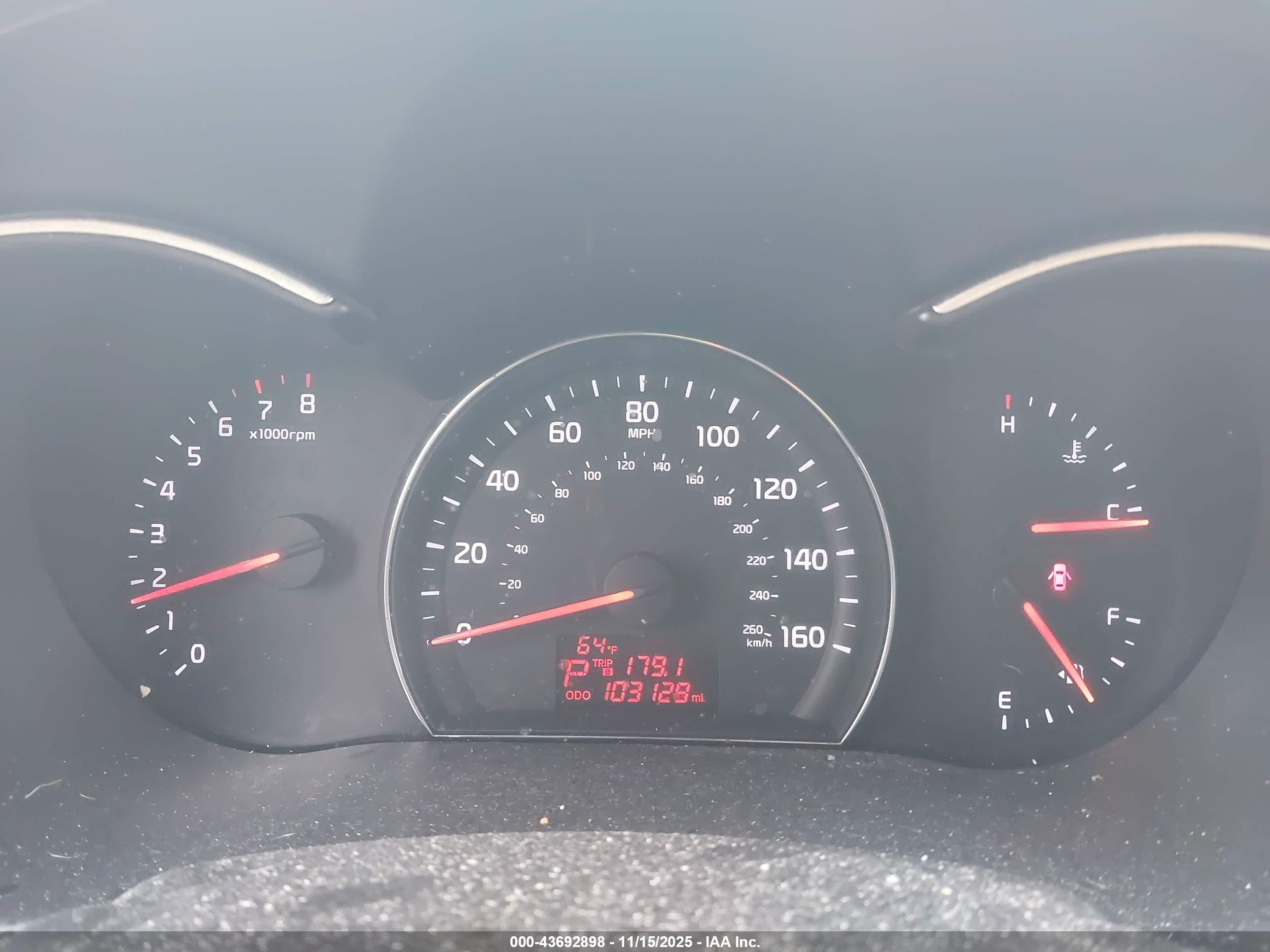 KIA SORENTO image 7