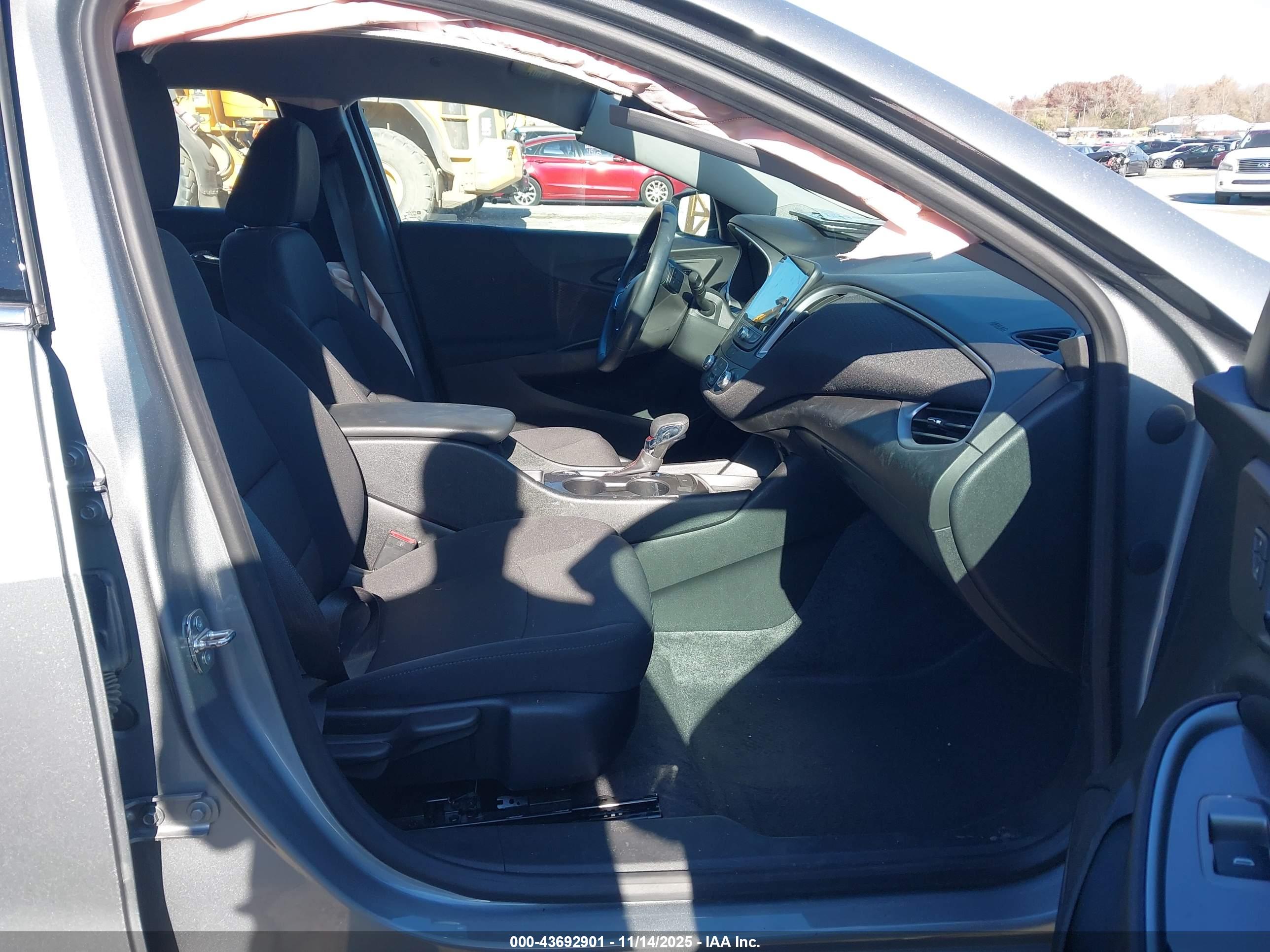 CHEVROLET MALIBU image 5