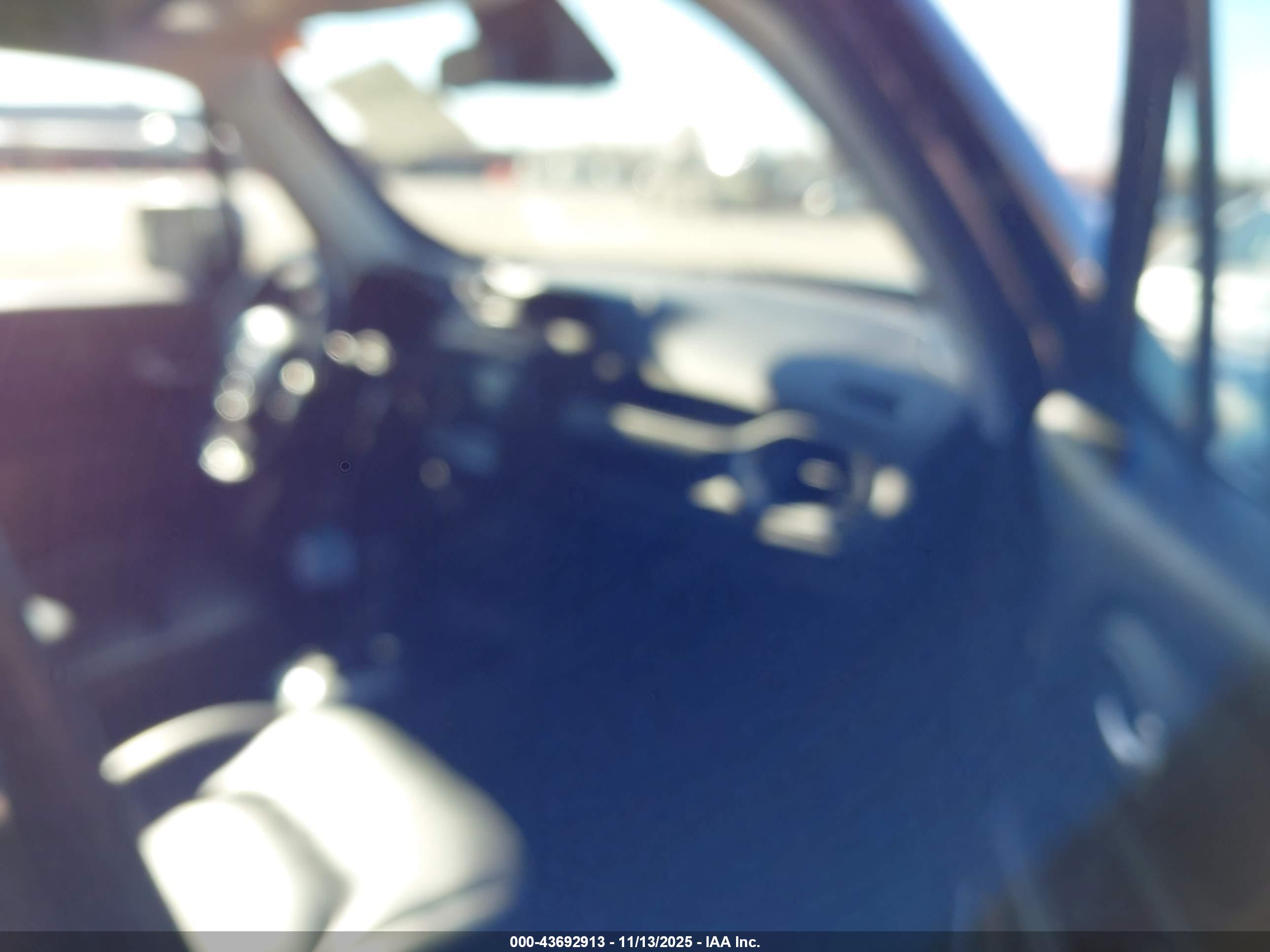 JEEP RENEGADE image 5