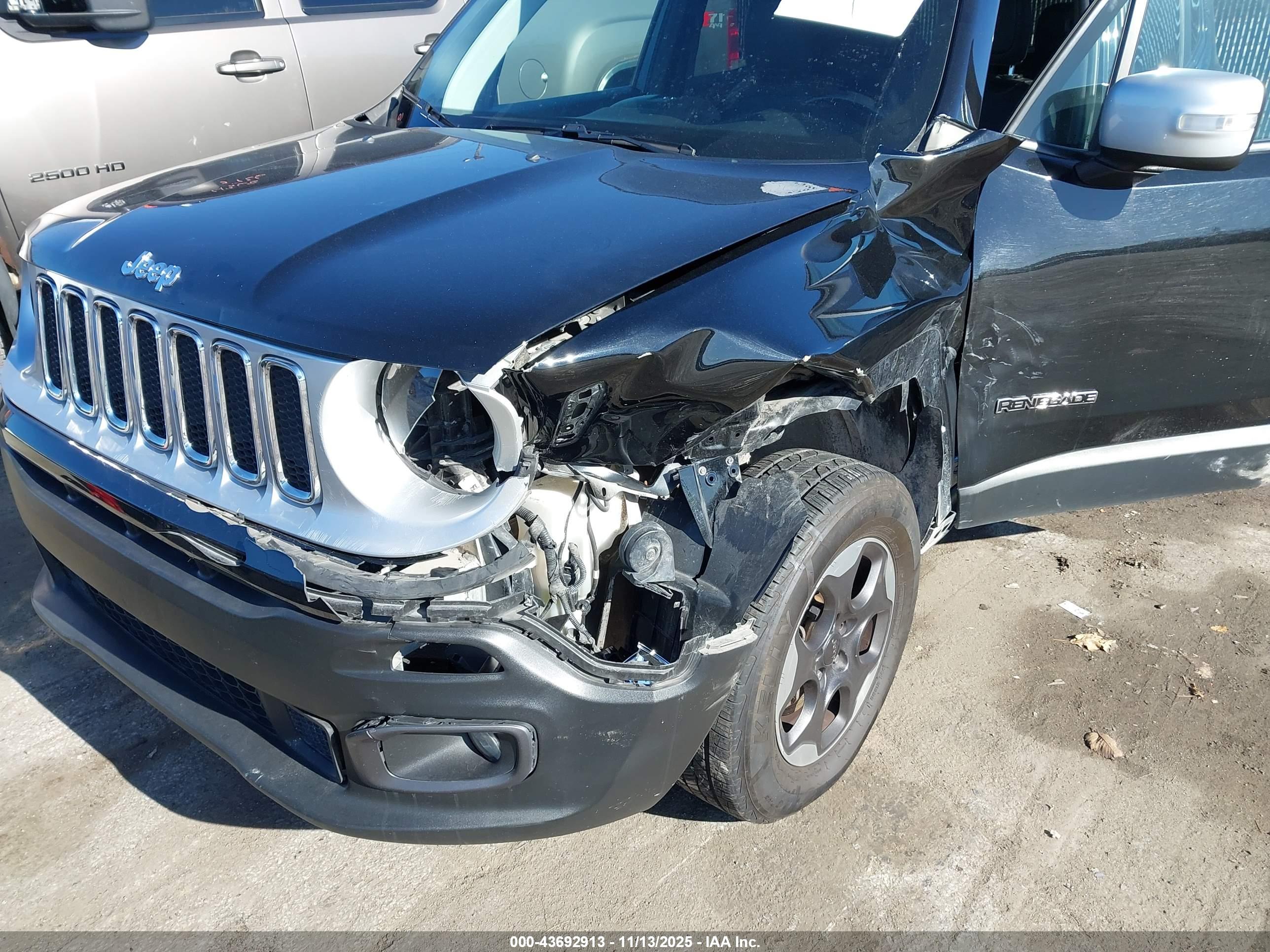 JEEP RENEGADE image 6