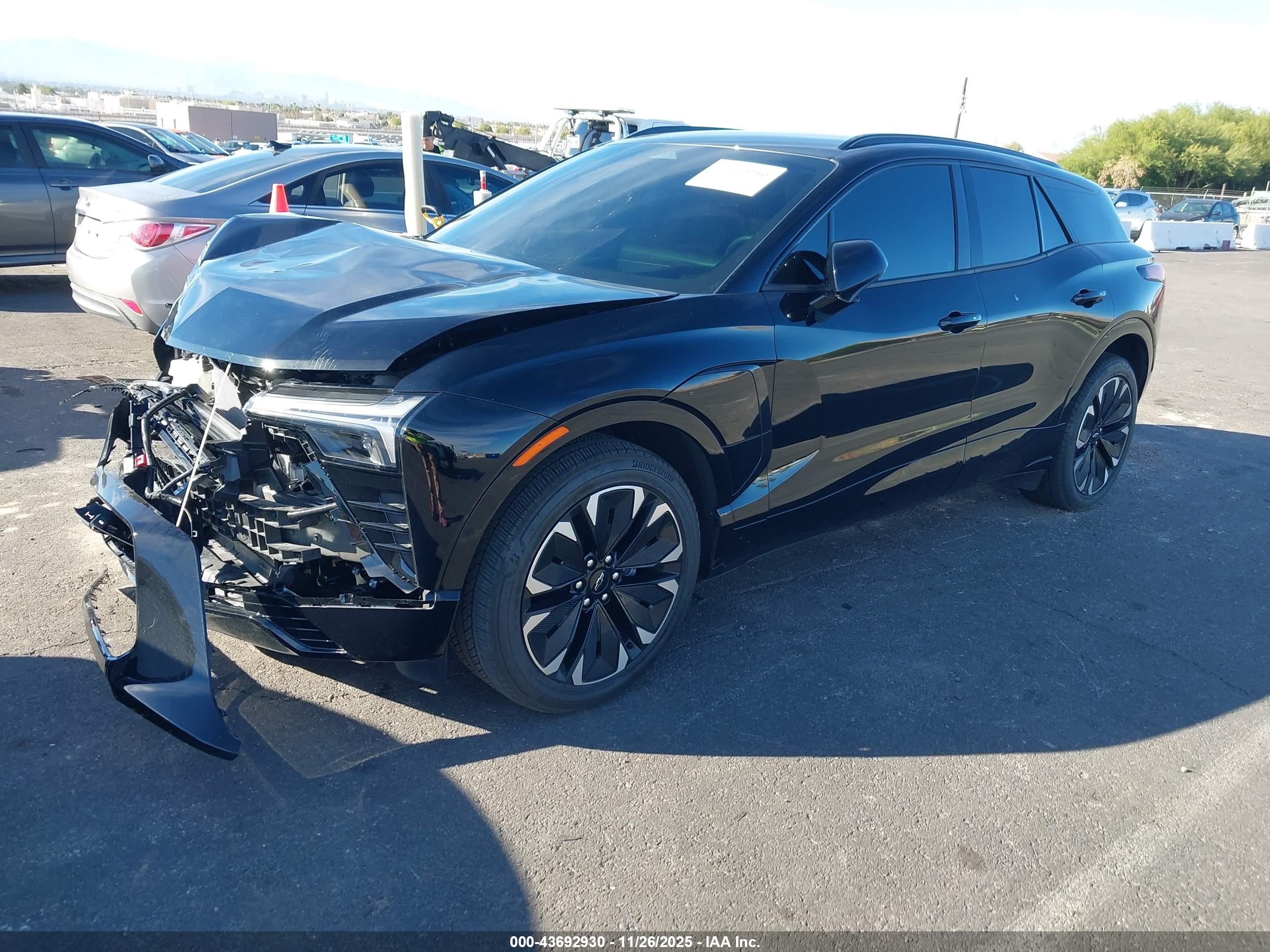 CHEVROLET BLAZER image 2