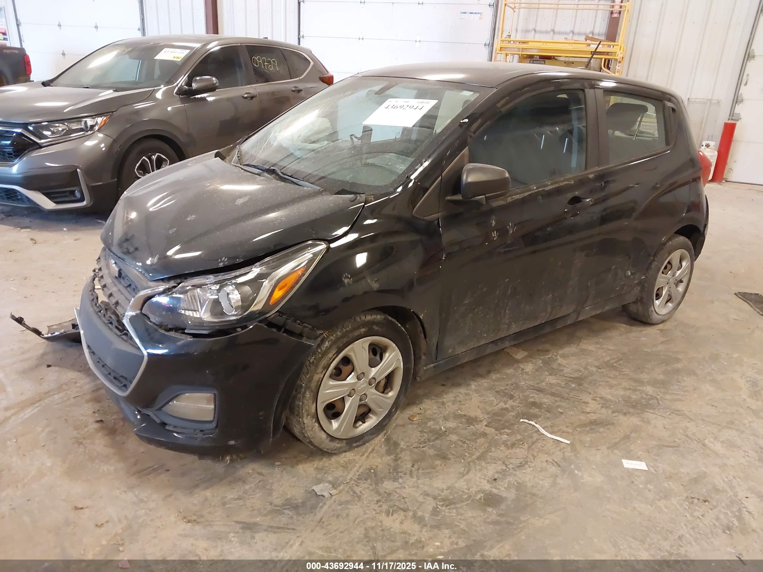 CHEVROLET SPARK image 2