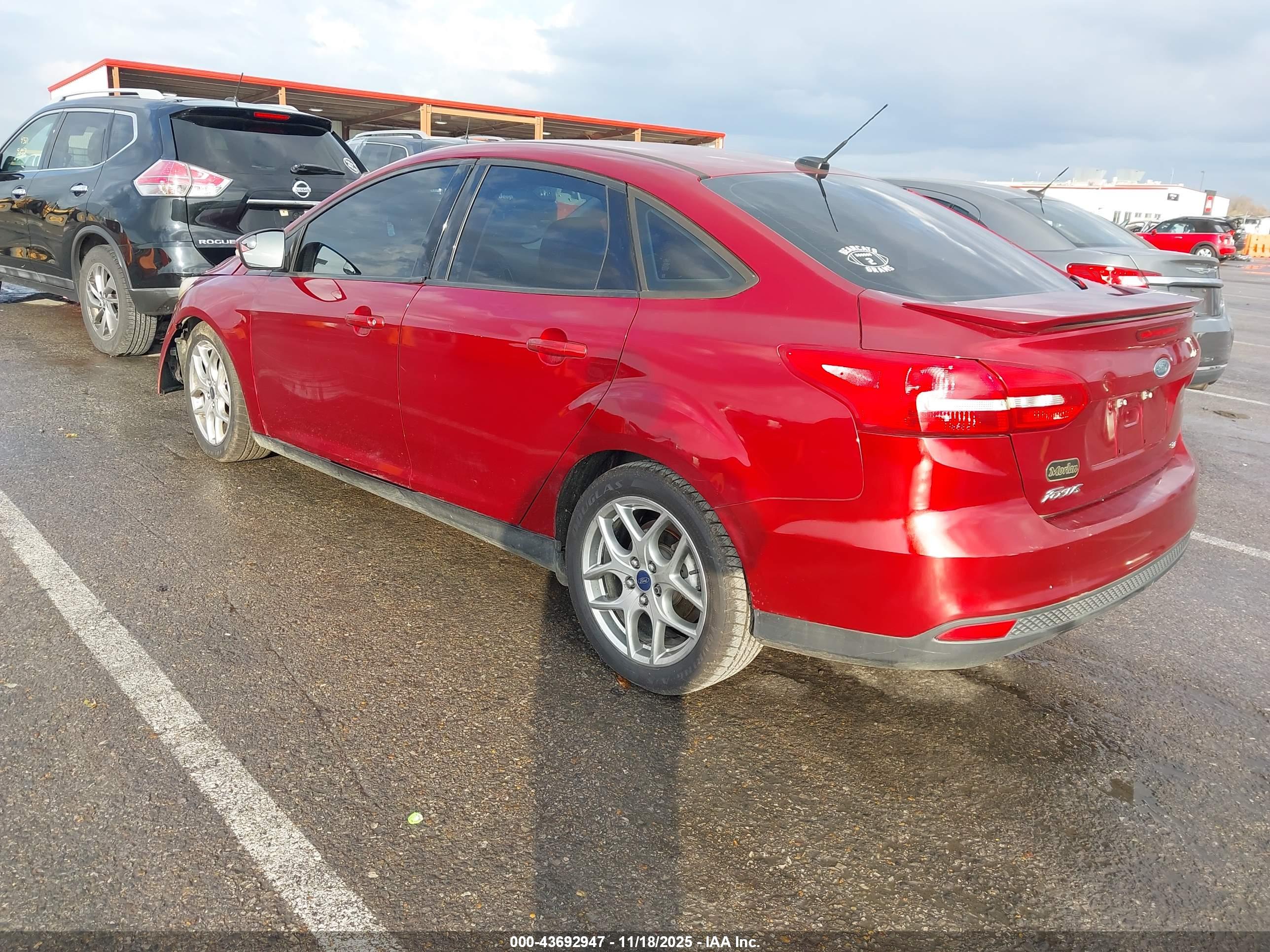 FORD FOCUS image 3