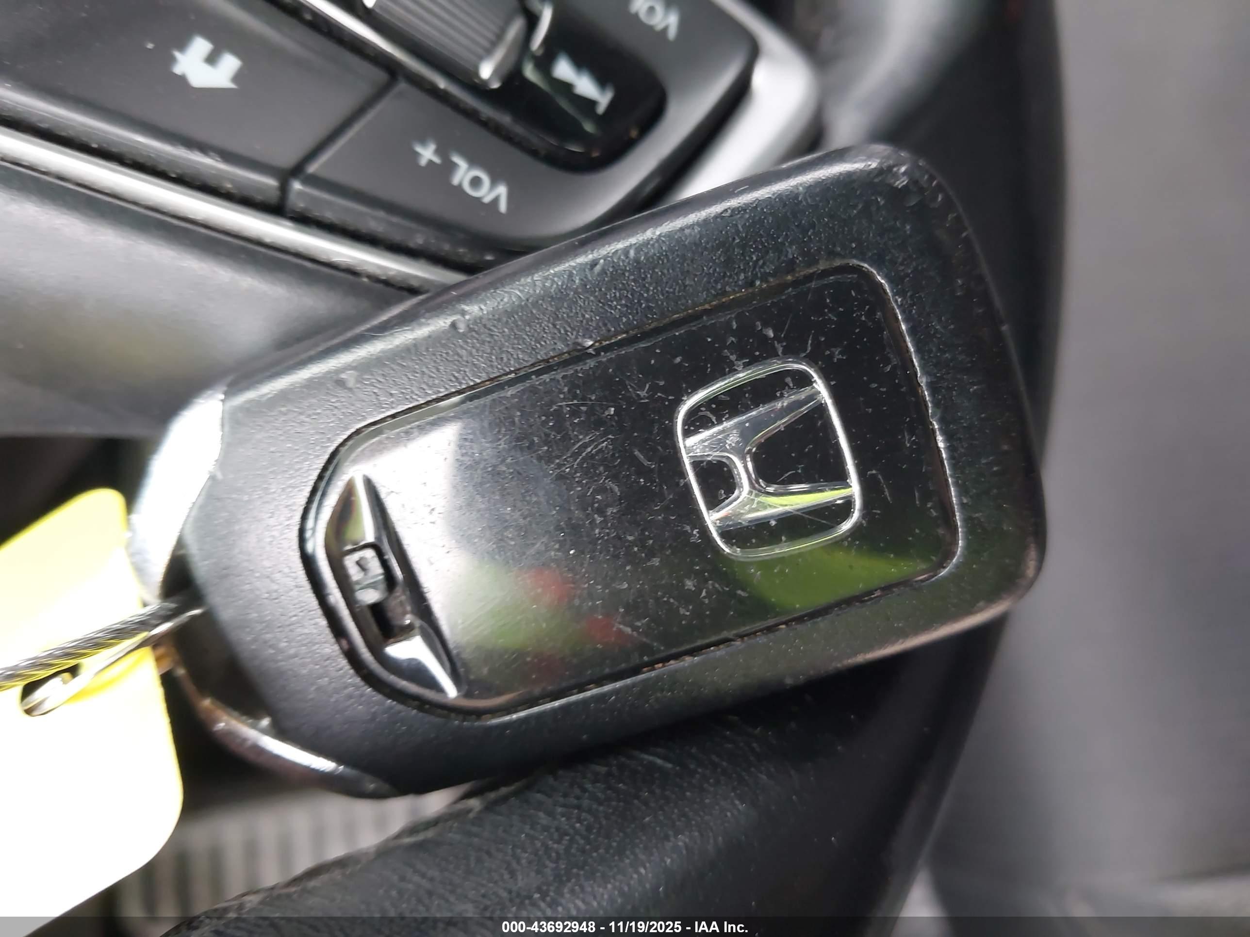 HONDA ACCORD image 11