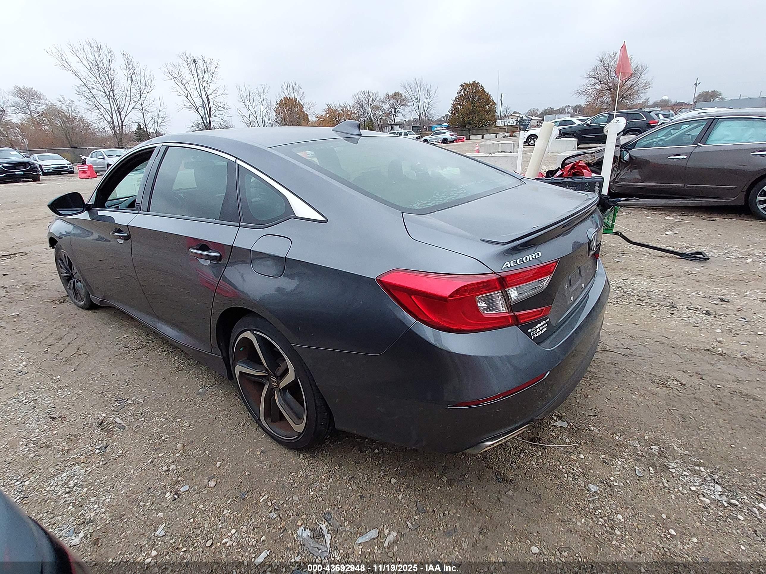 HONDA ACCORD image 3
