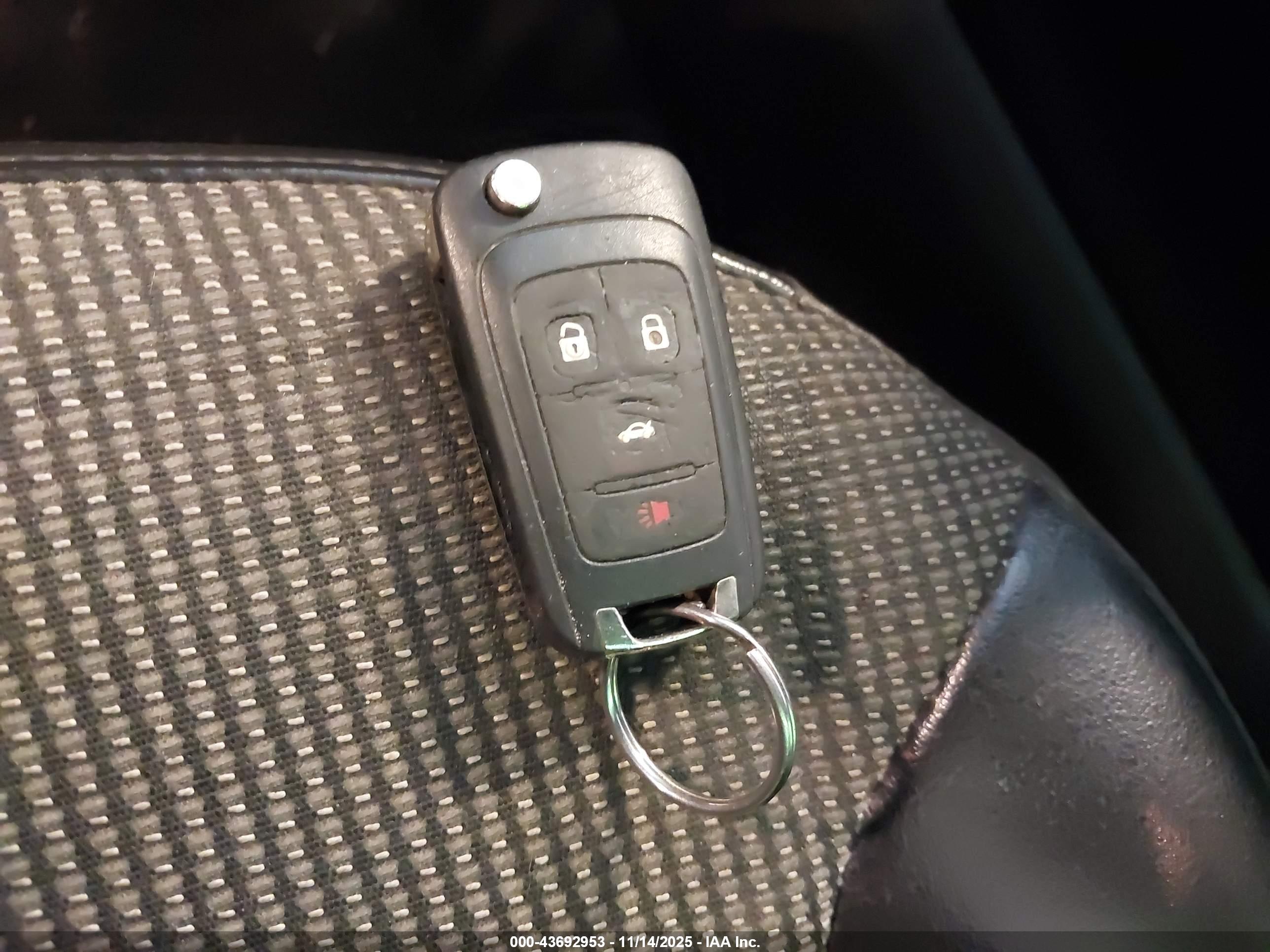 CHEVROLET MALIBU image 11