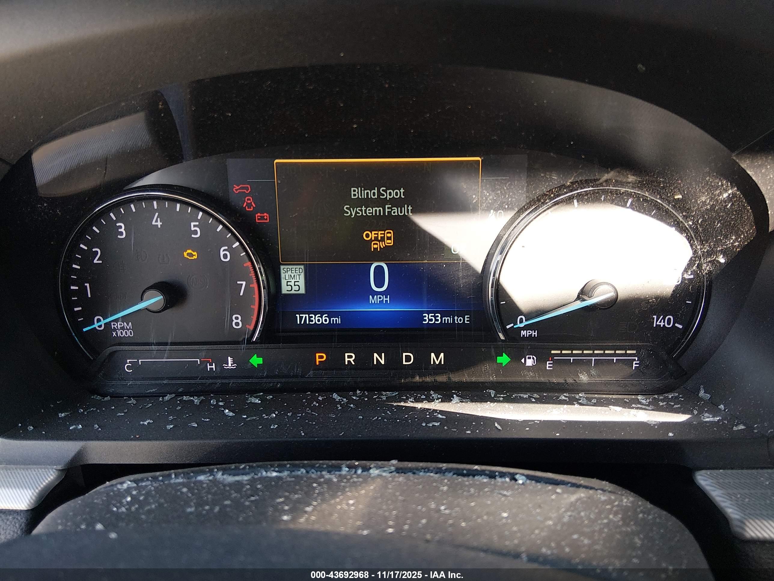FORD EXPLORER image 7