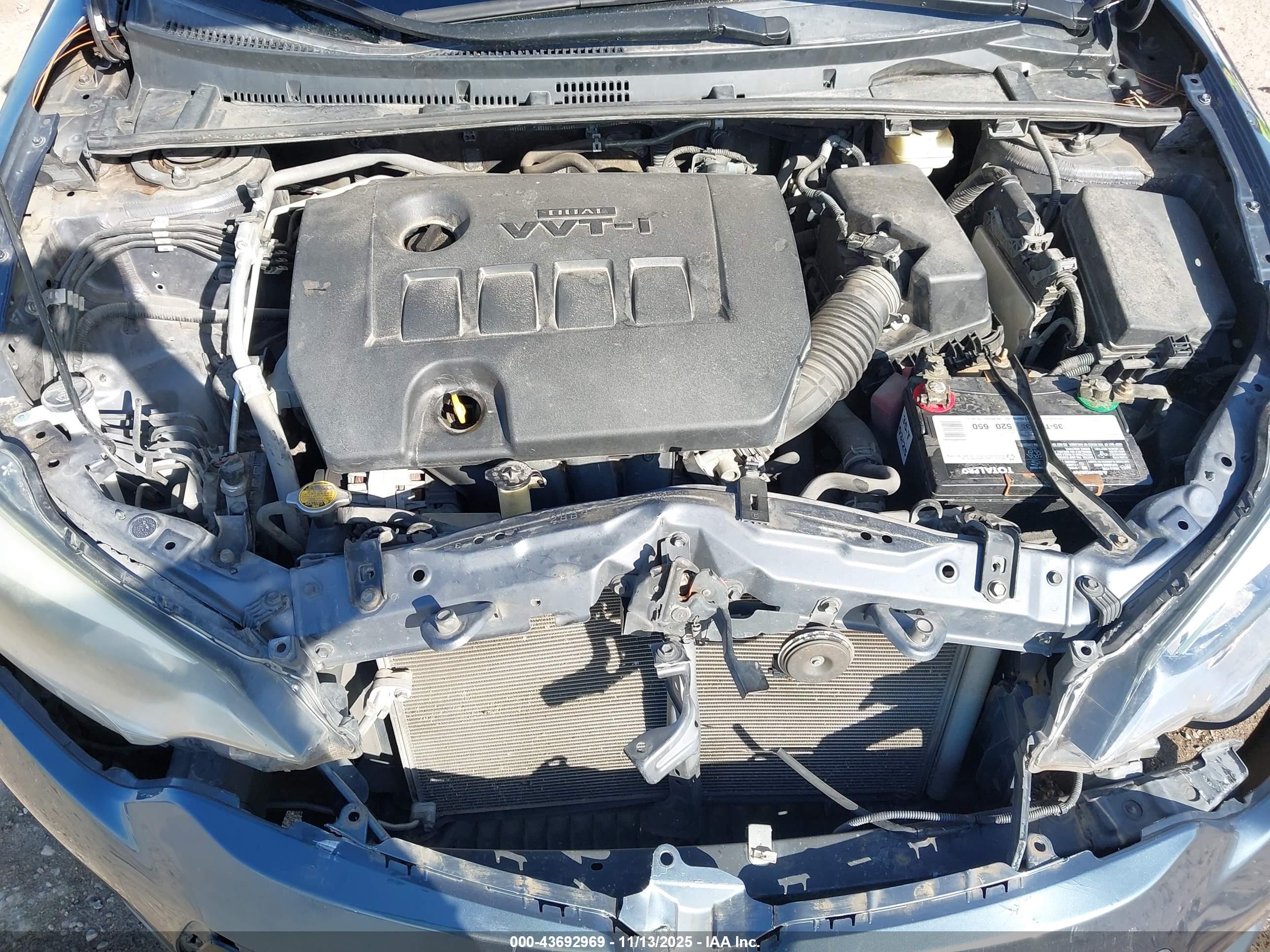TOYOTA COROLLA image 10