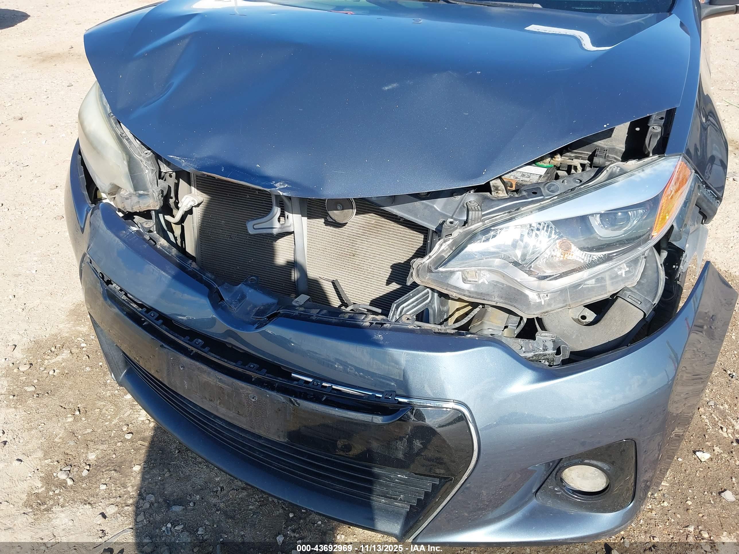 TOYOTA COROLLA image 6
