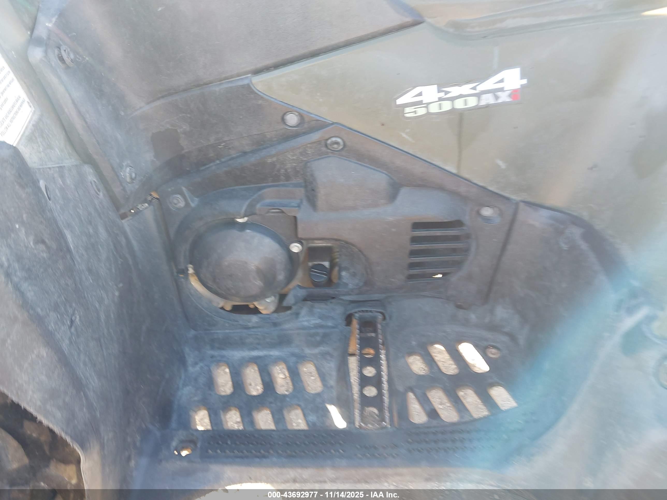SUZUKI LT-A500 image 9