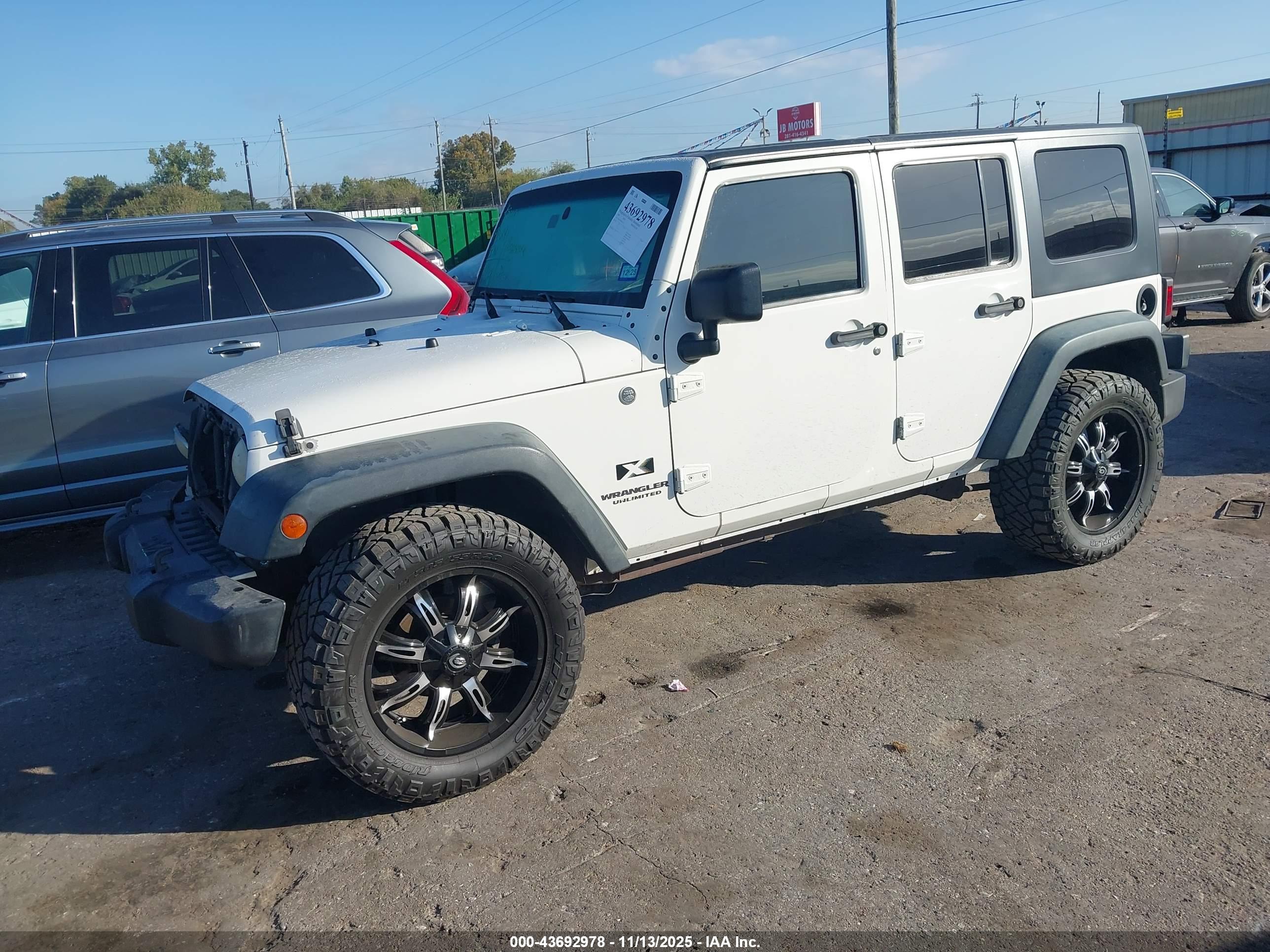 JEEP WRANGLER image 2
