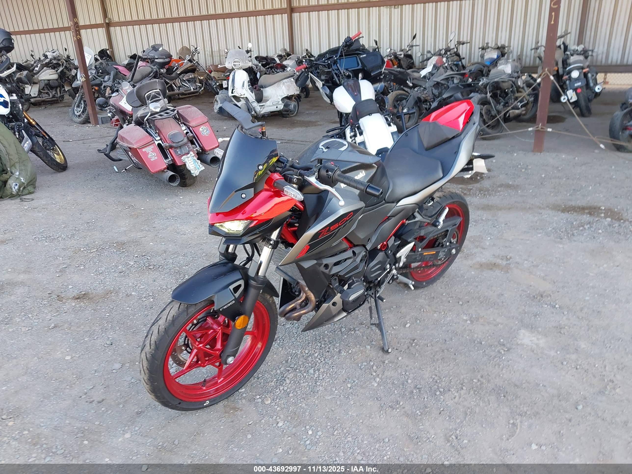 KAWASAKI ER500 image 2