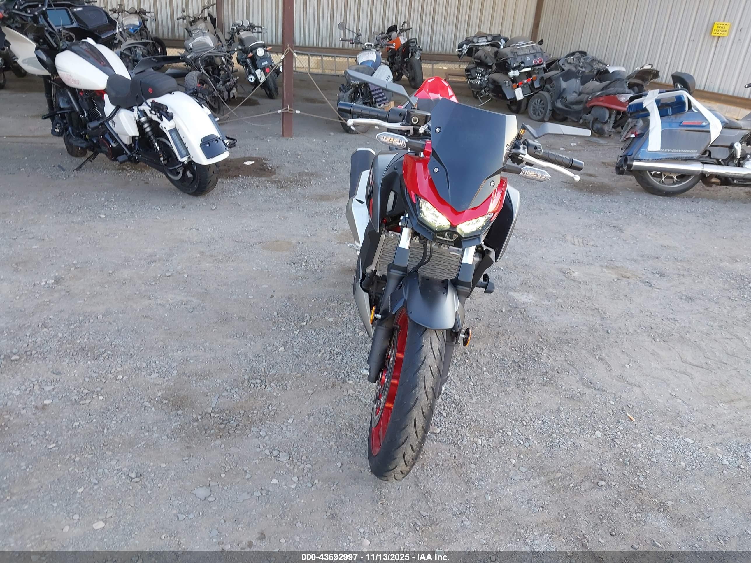 KAWASAKI ER500 image 5