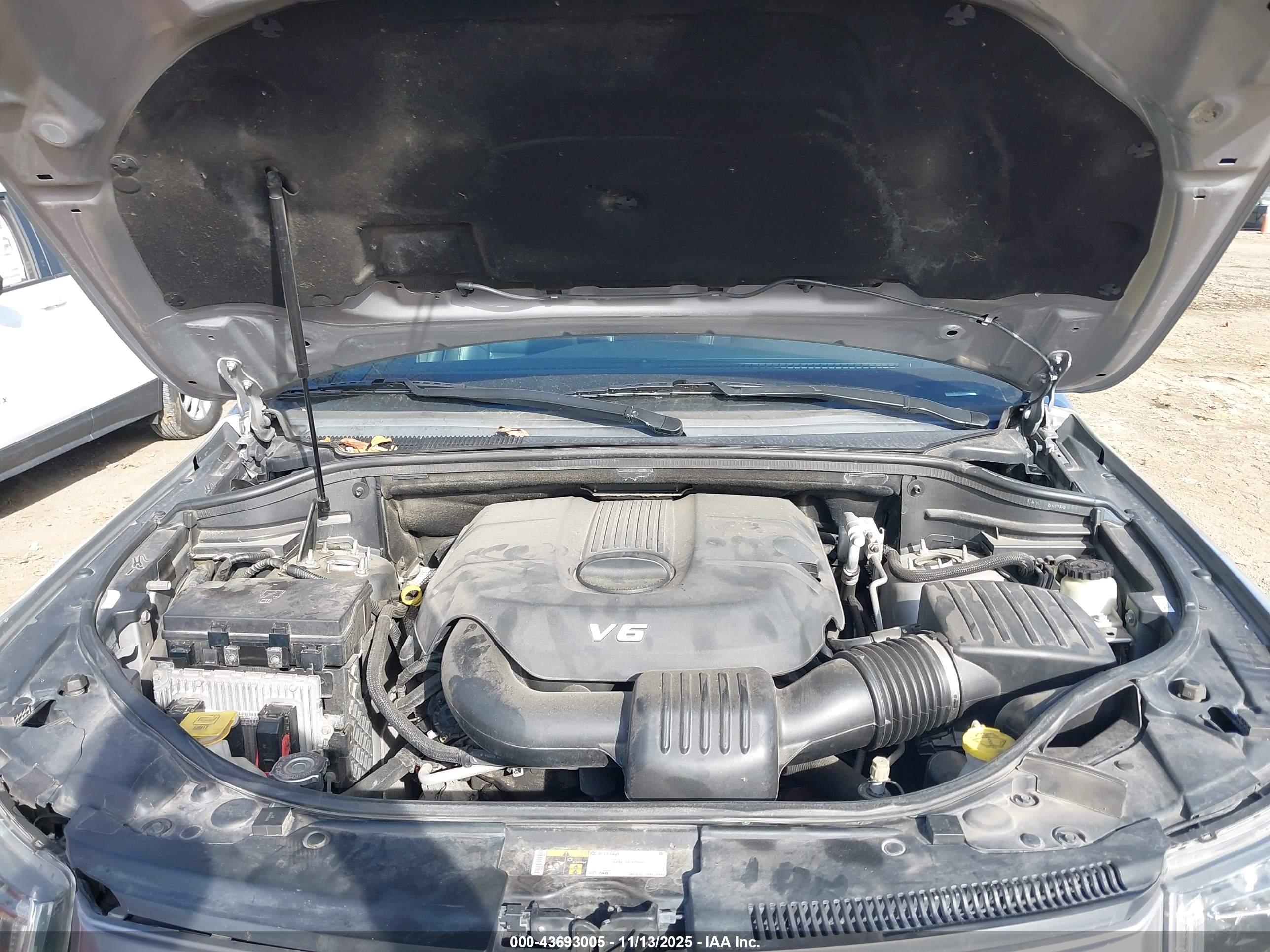 JEEP GRAND image 10