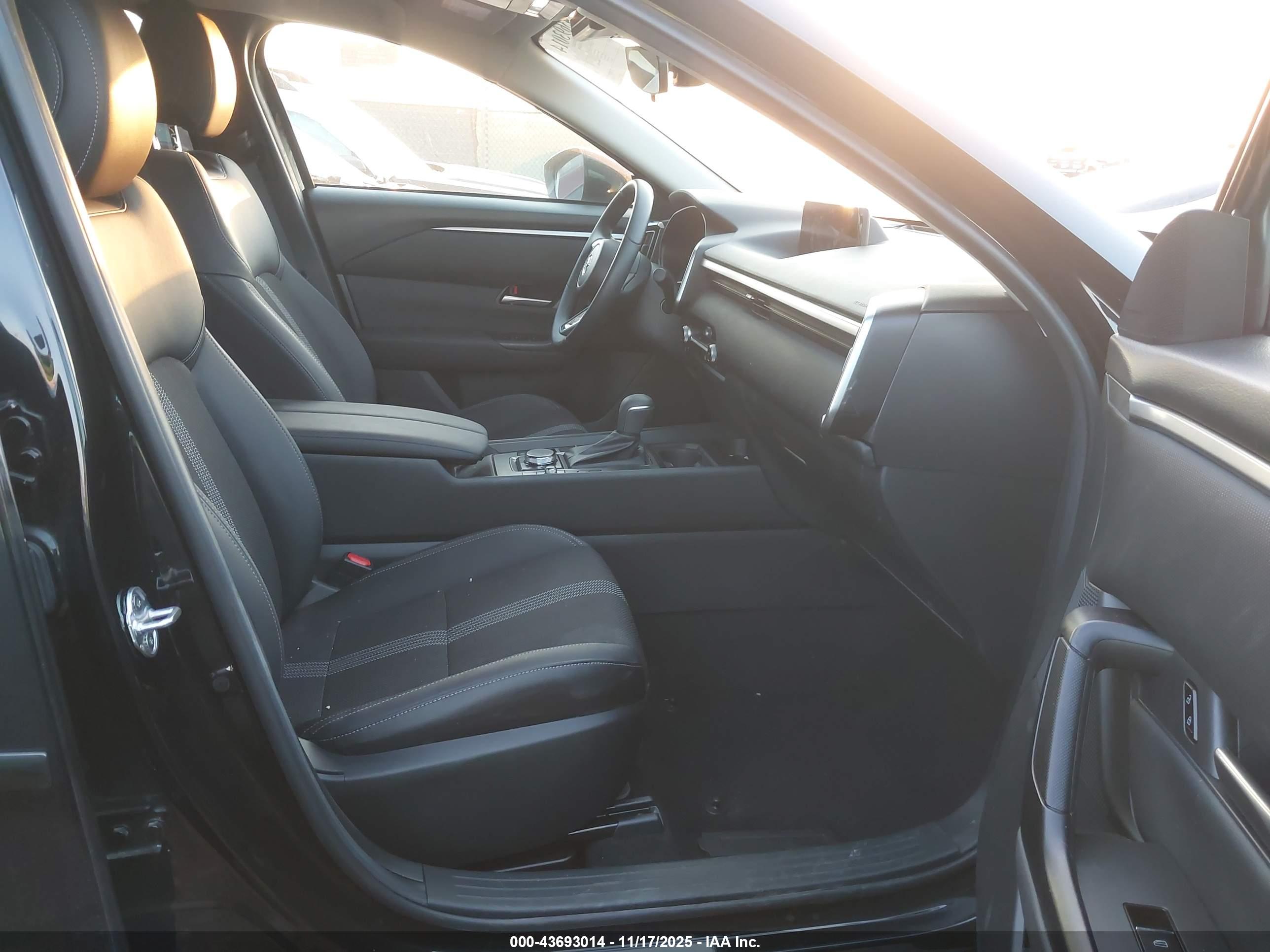 MAZDA CX-50 image 5