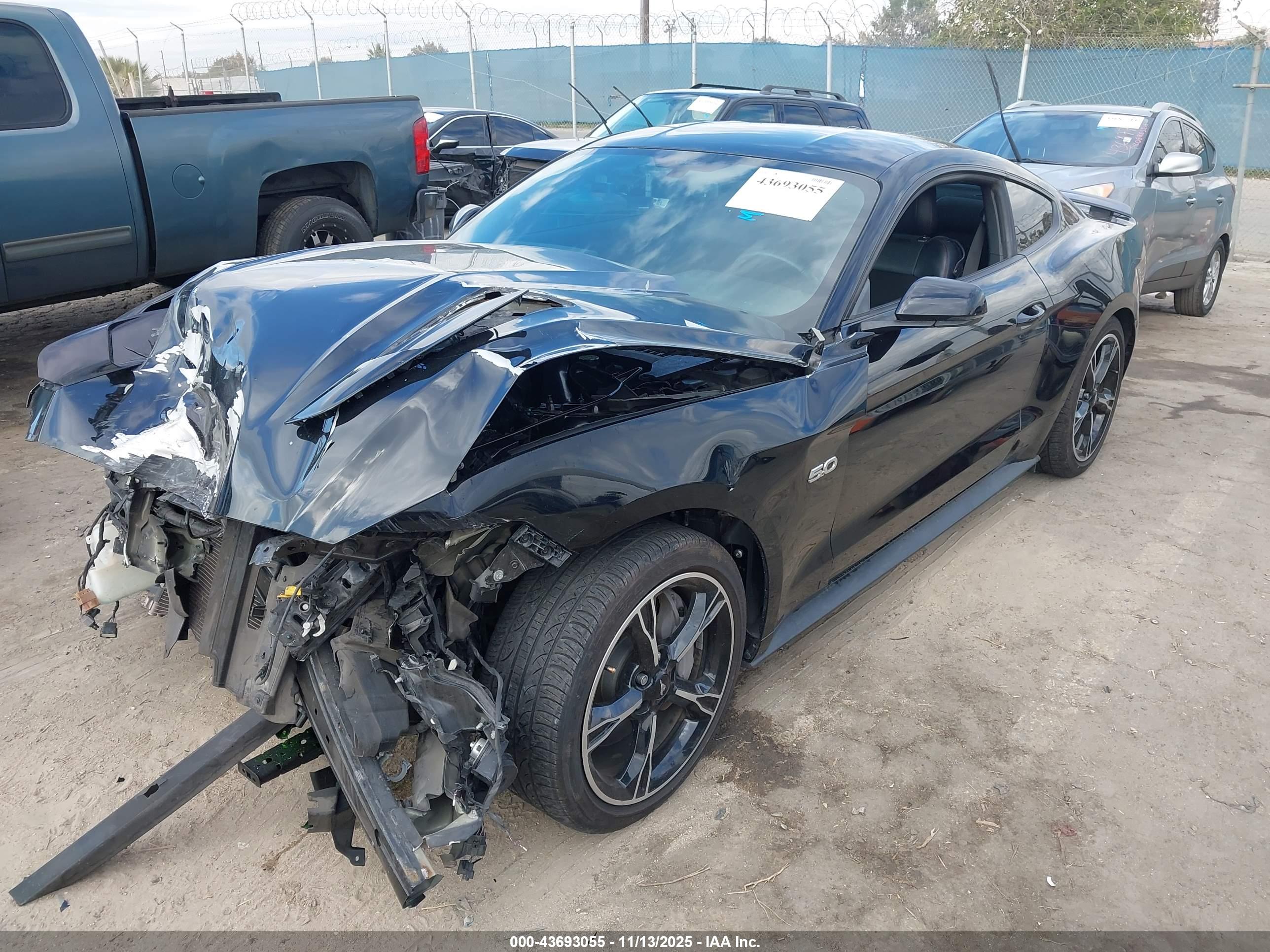 FORD MUSTANG image 2