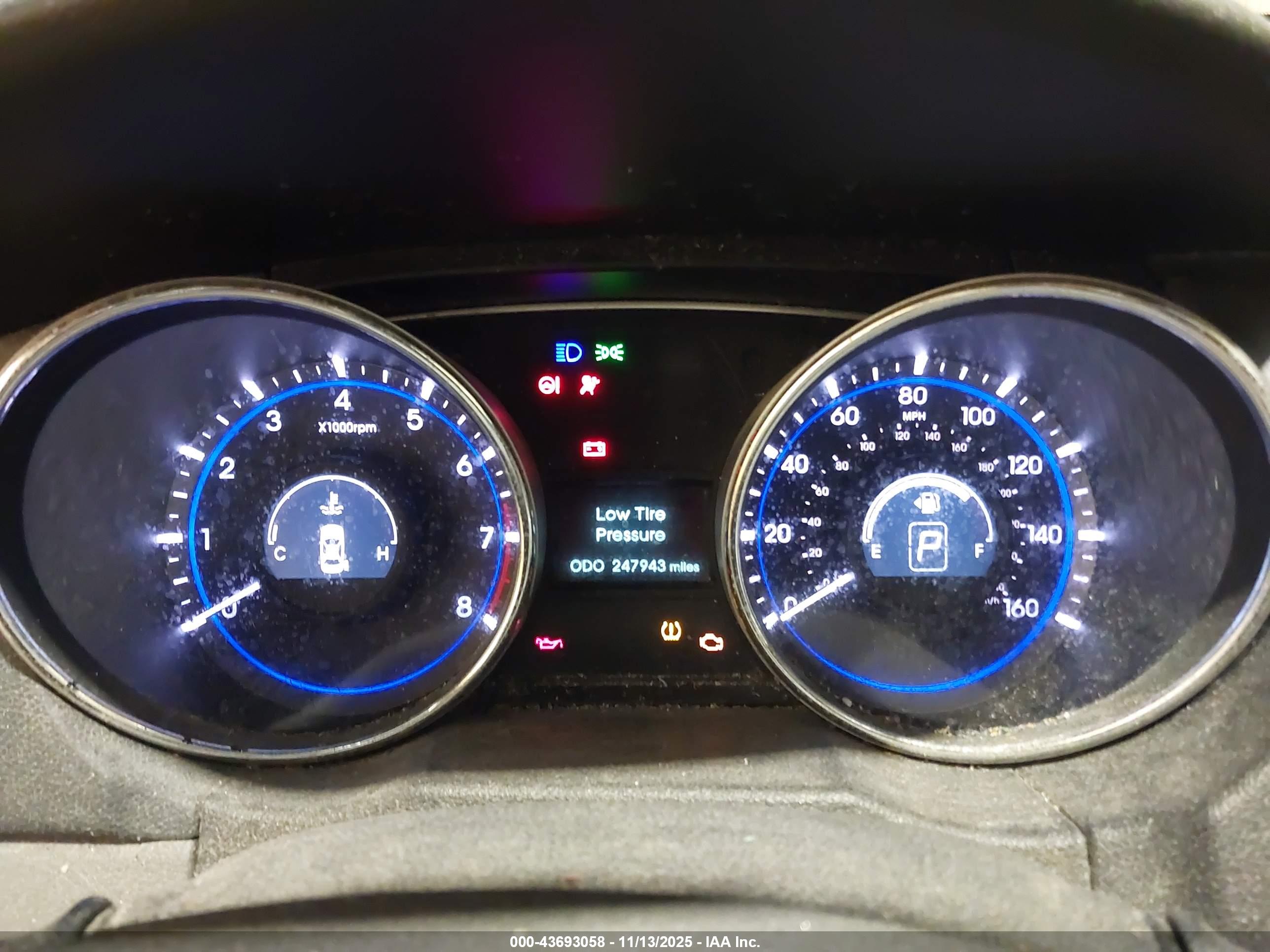 HYUNDAI SONATA image 7