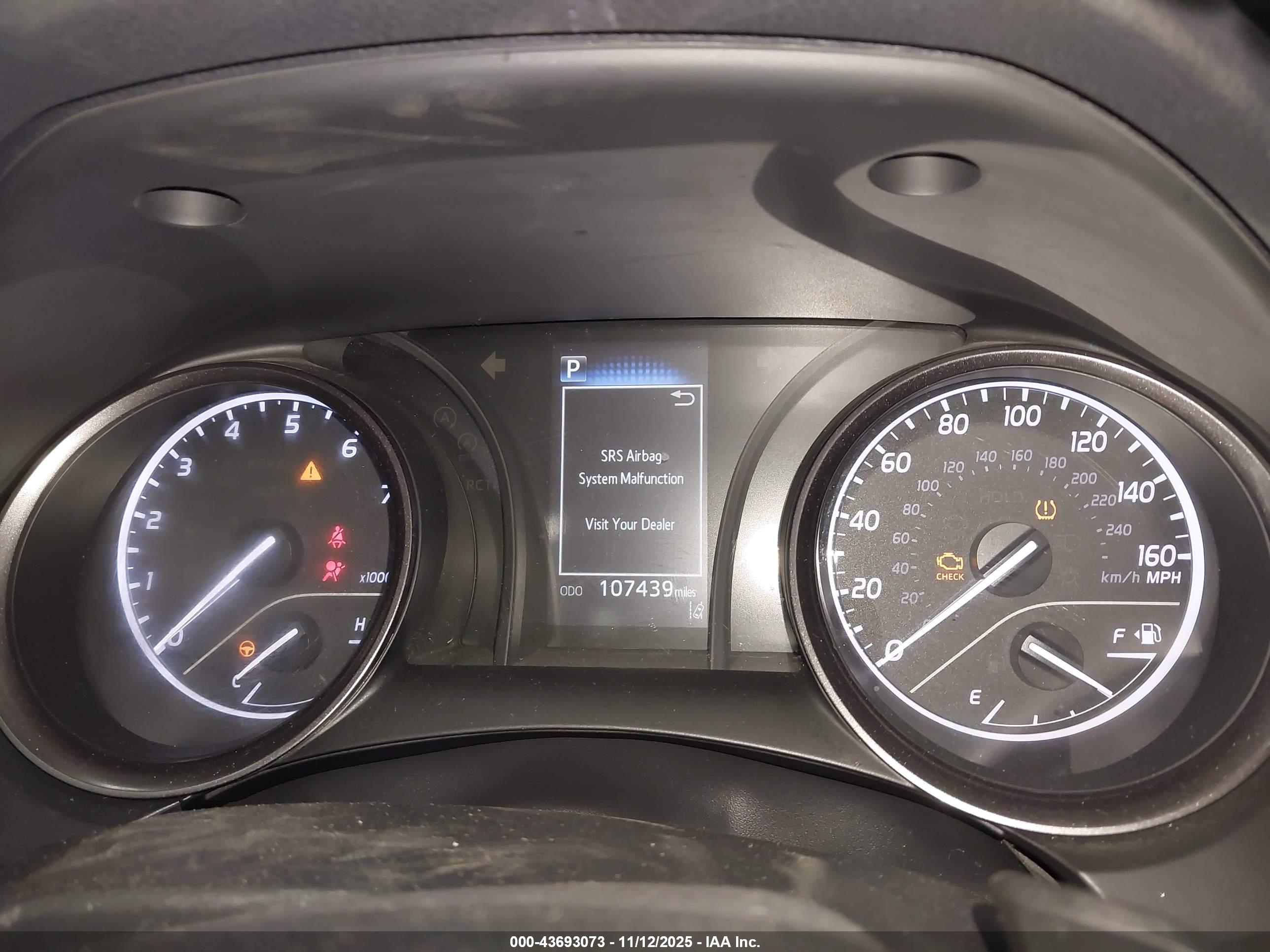 TOYOTA CAMRY image 7