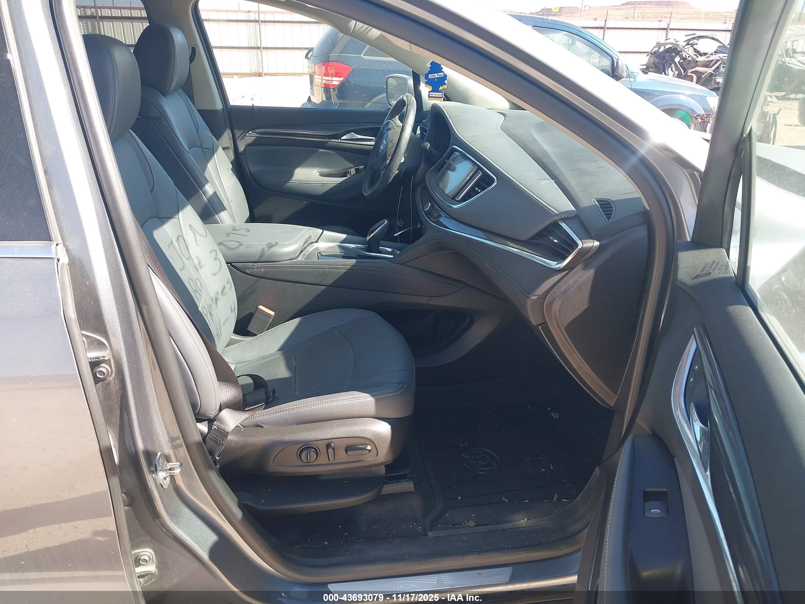 BUICK ENCLAVE image 5
