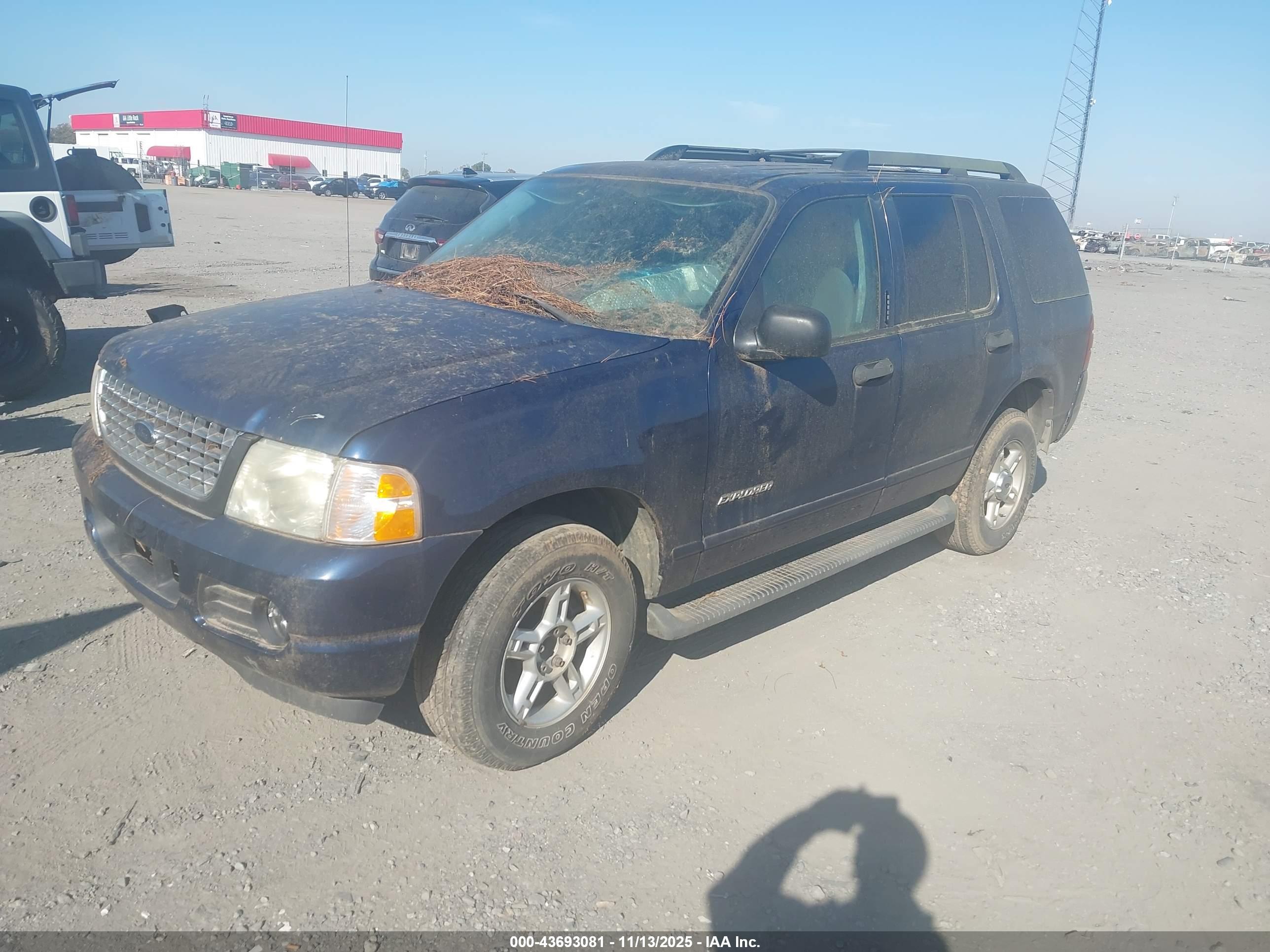 FORD EXPLORER image 2
