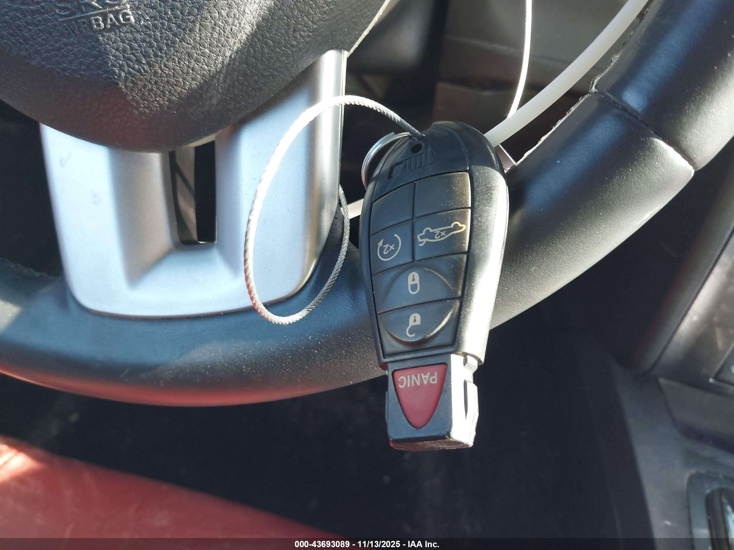 DODGE CHALLENGER image 11