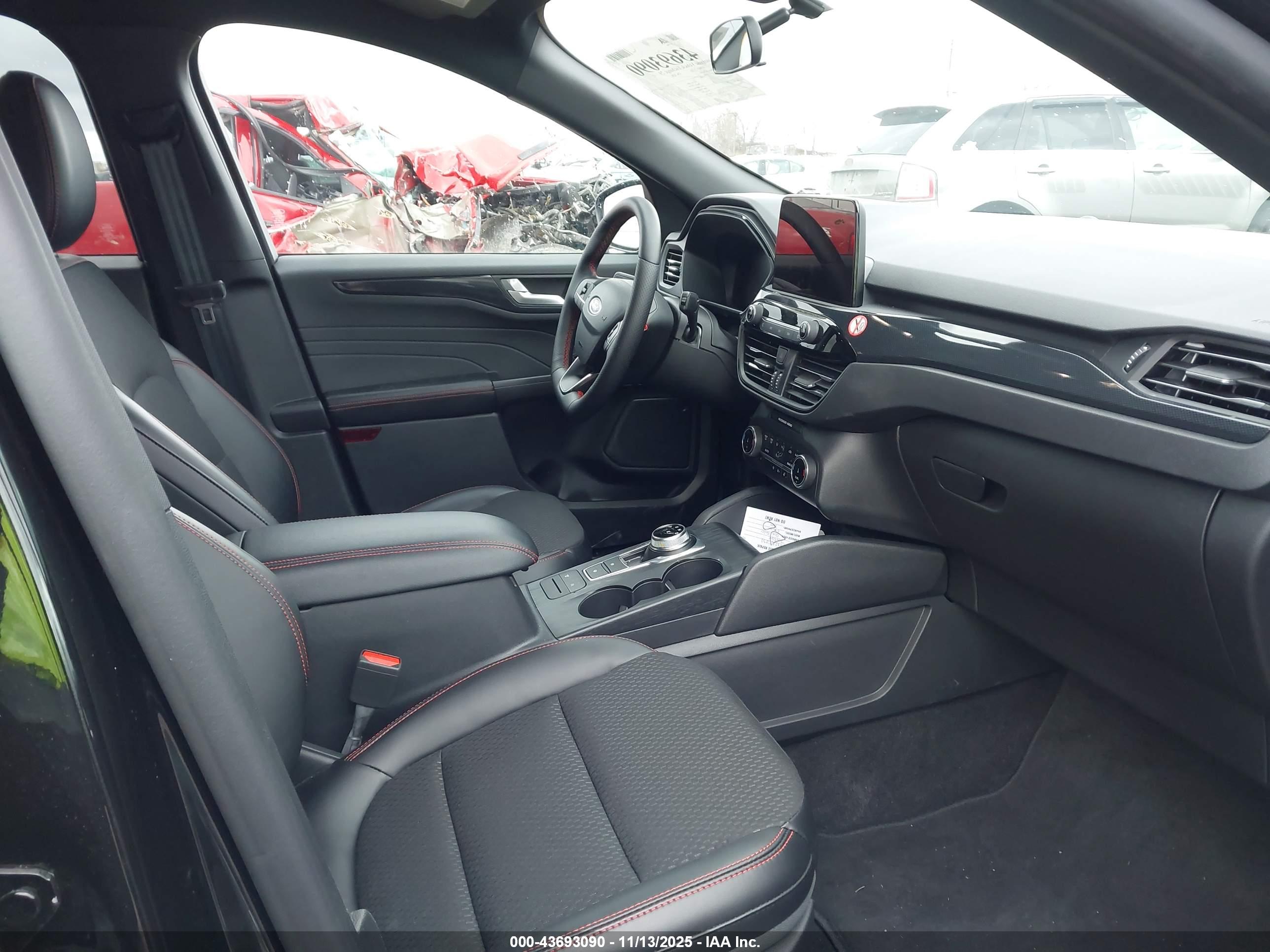 FORD ESCAPE image 5