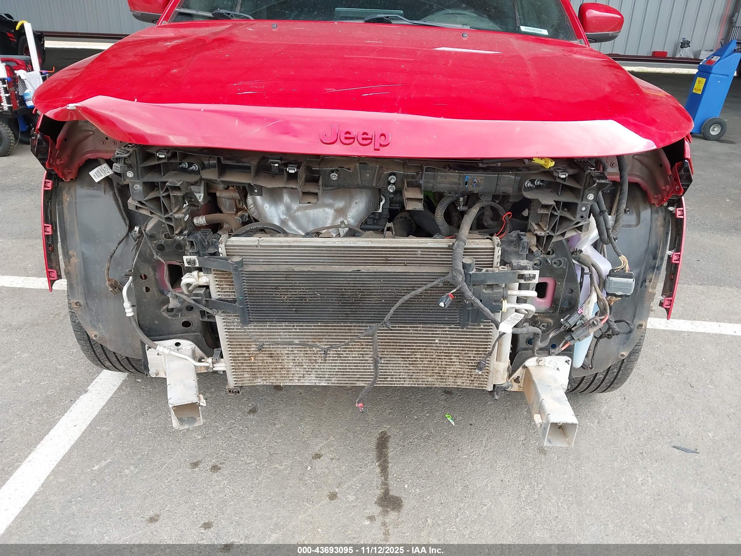 JEEP COMPASS image 6