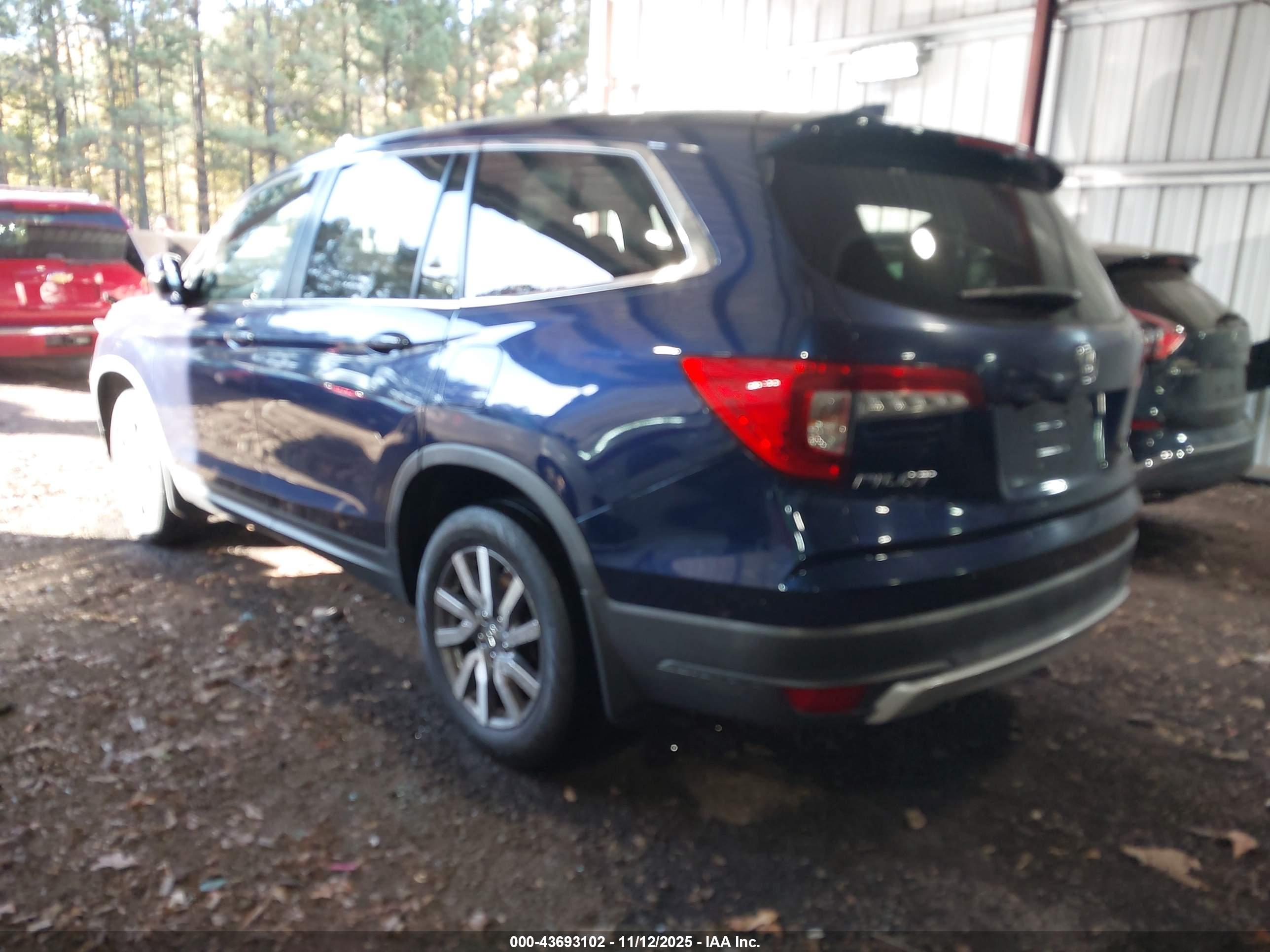 HONDA PILOT image 3