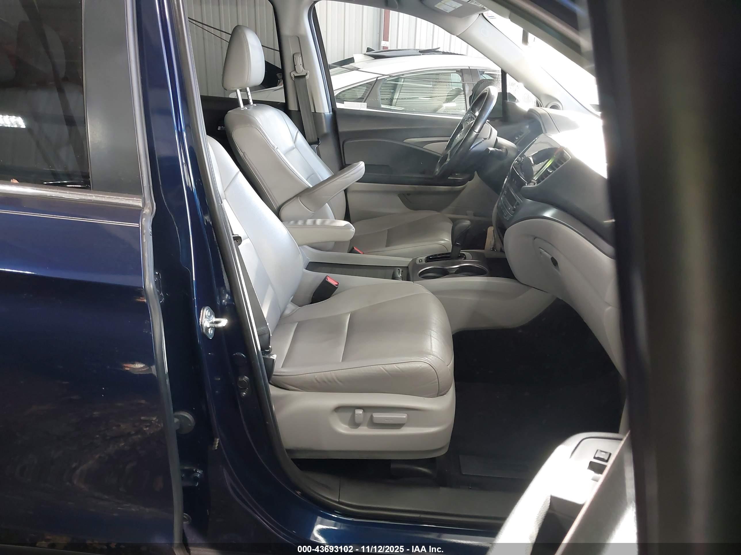 HONDA PILOT image 5