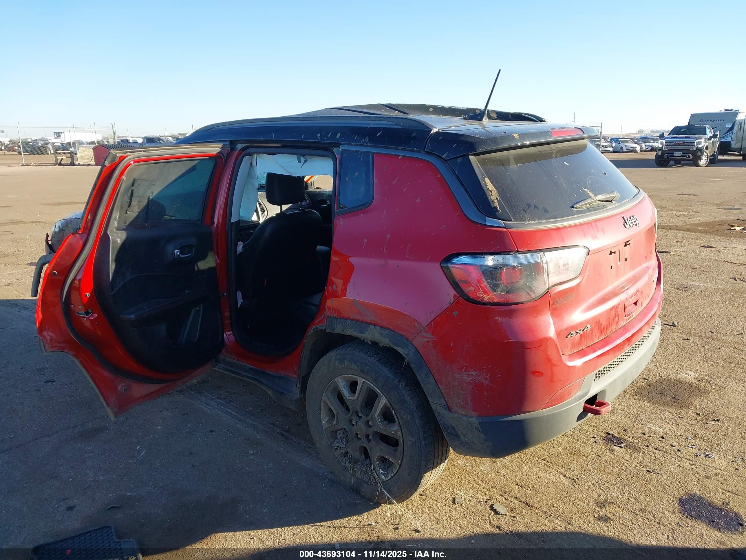JEEP COMPASS image 3