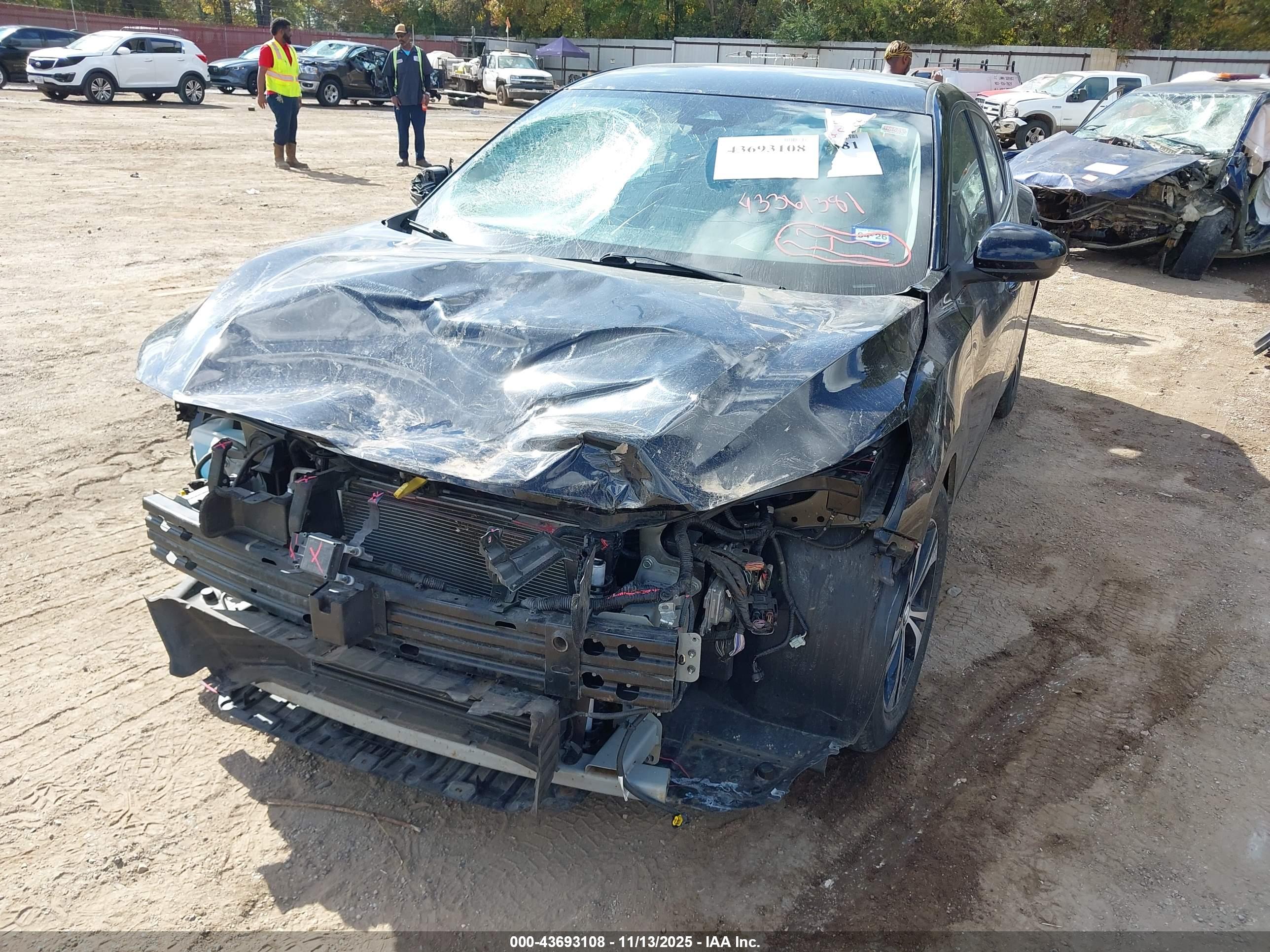 NISSAN SENTRA image 6