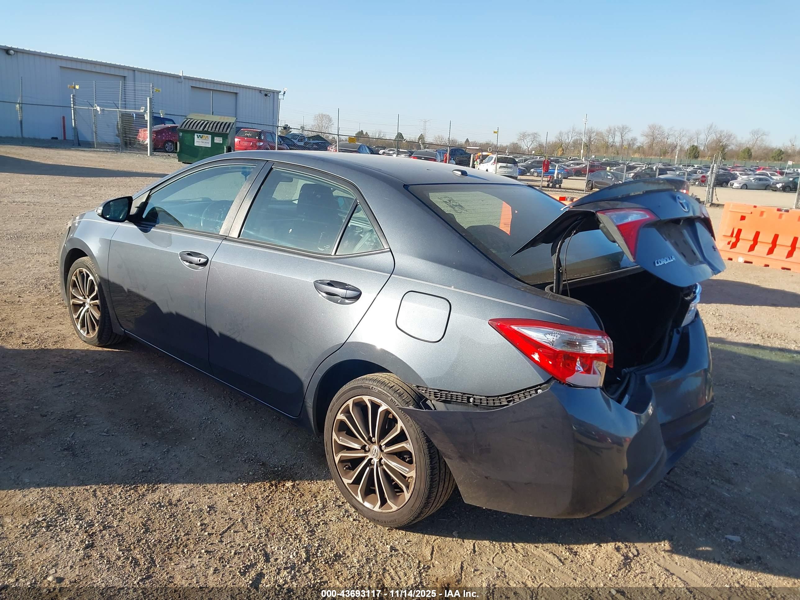 TOYOTA COROLLA image 3