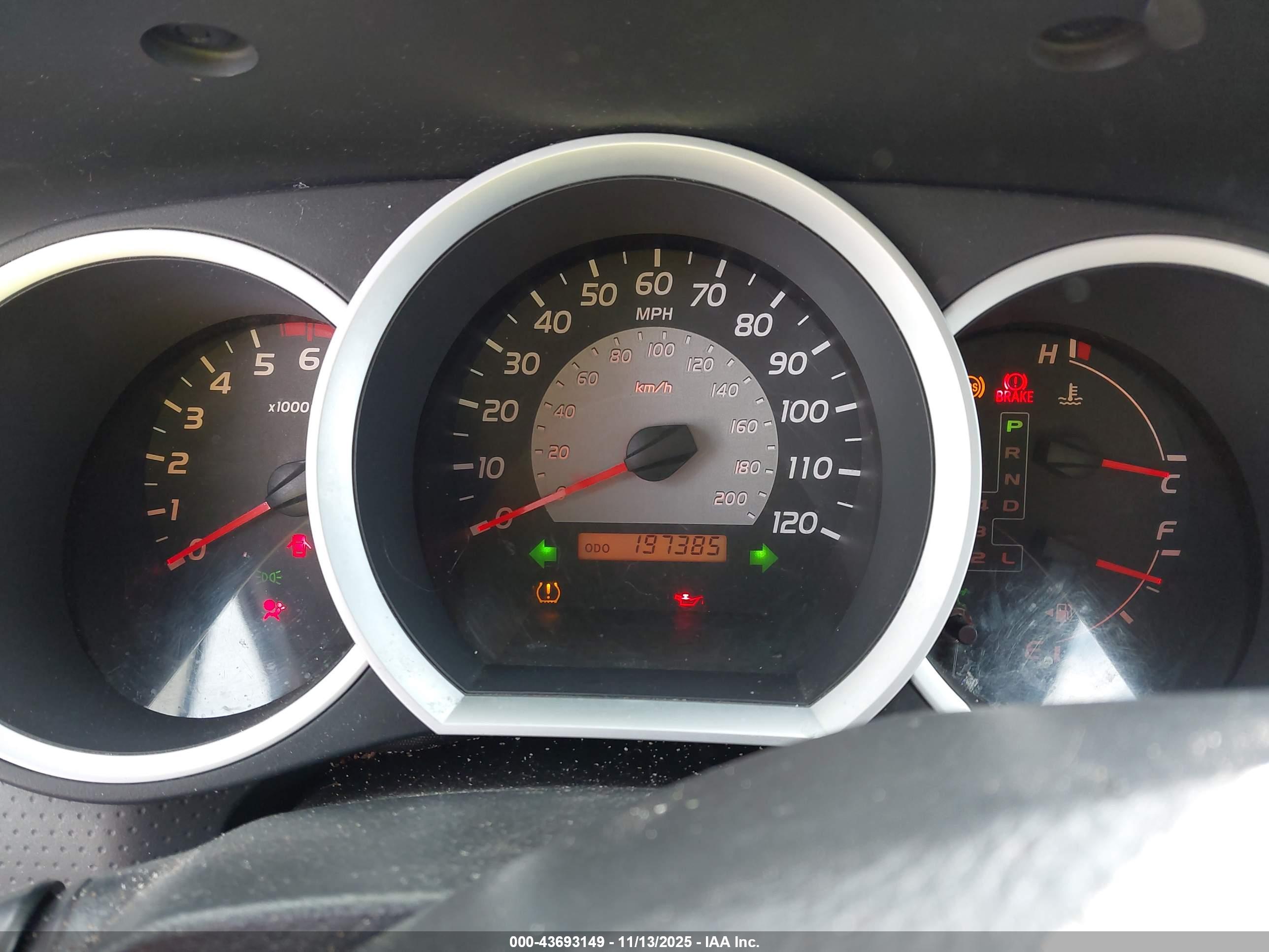TOYOTA TACOMA image 7