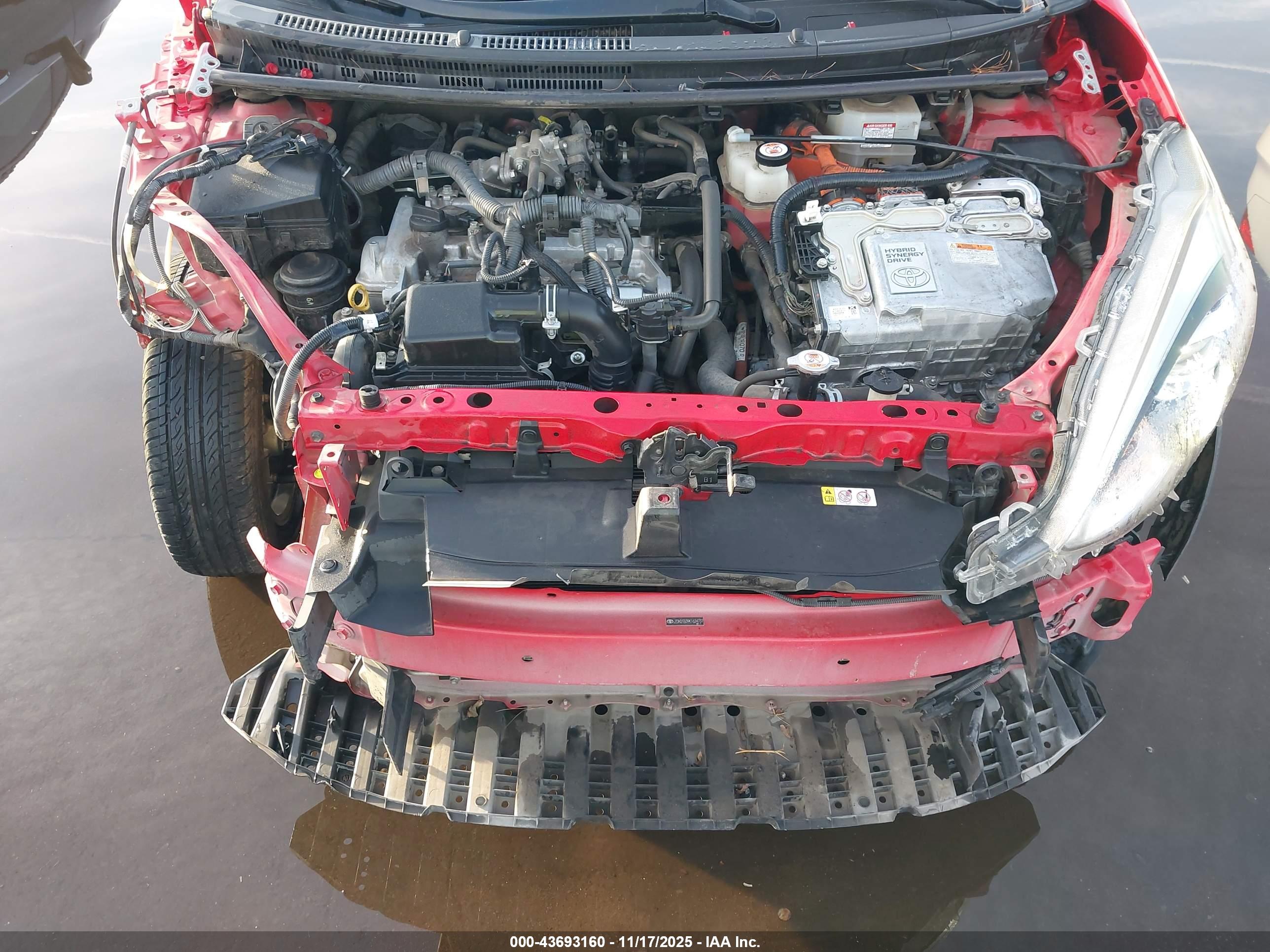 TOYOTA PRIUS image 10