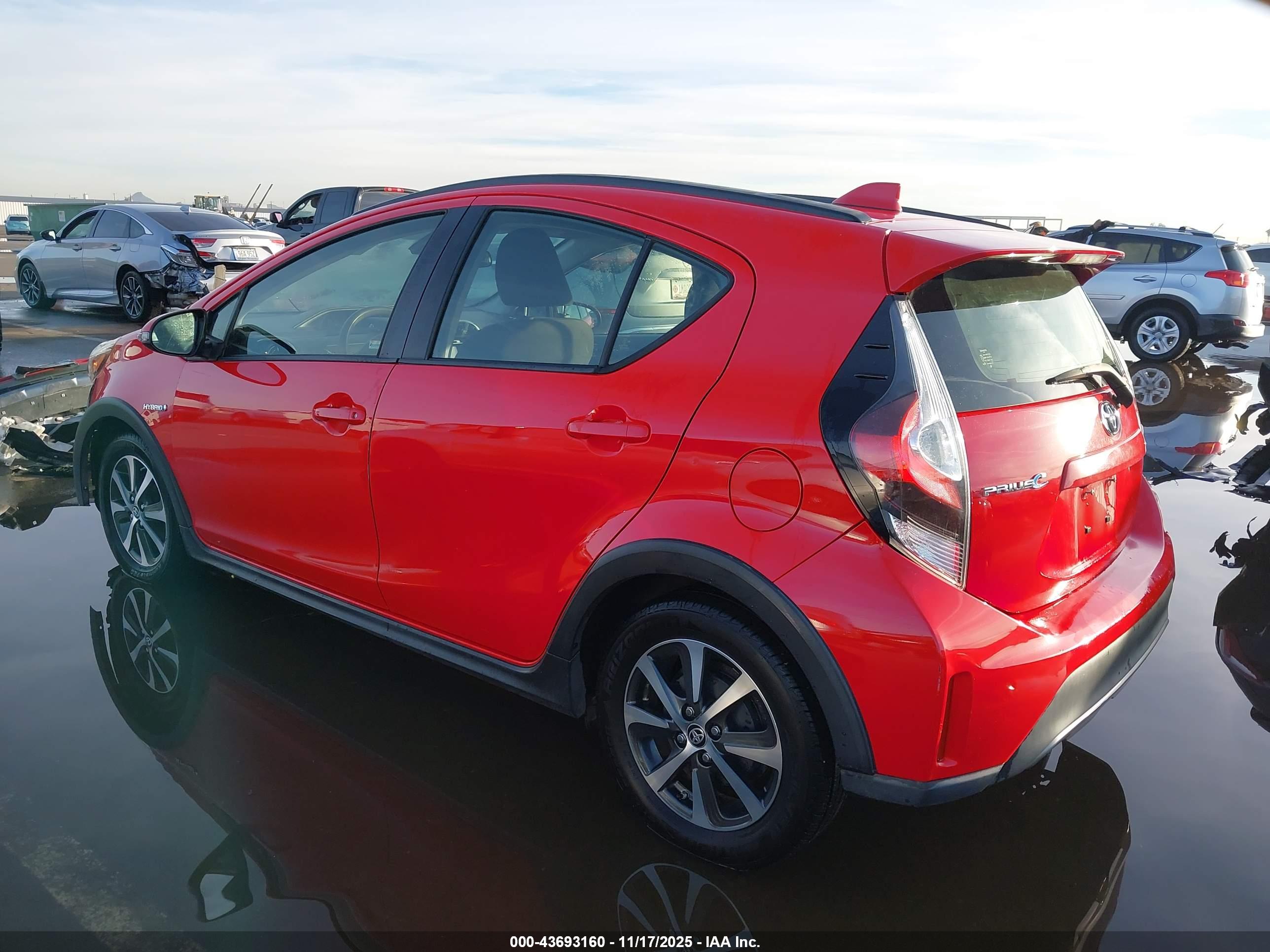 TOYOTA PRIUS image 3