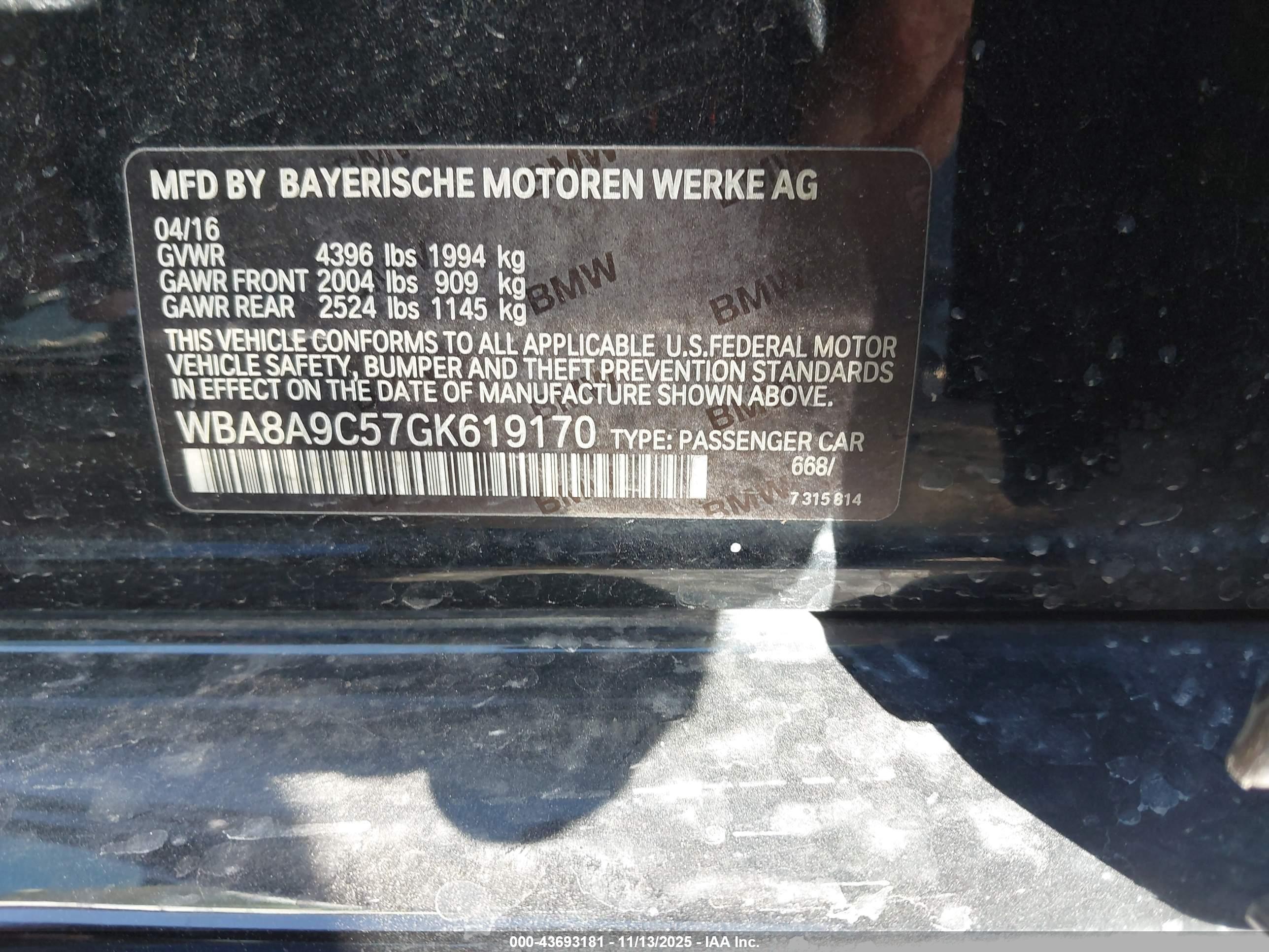 BMW 320I image 9