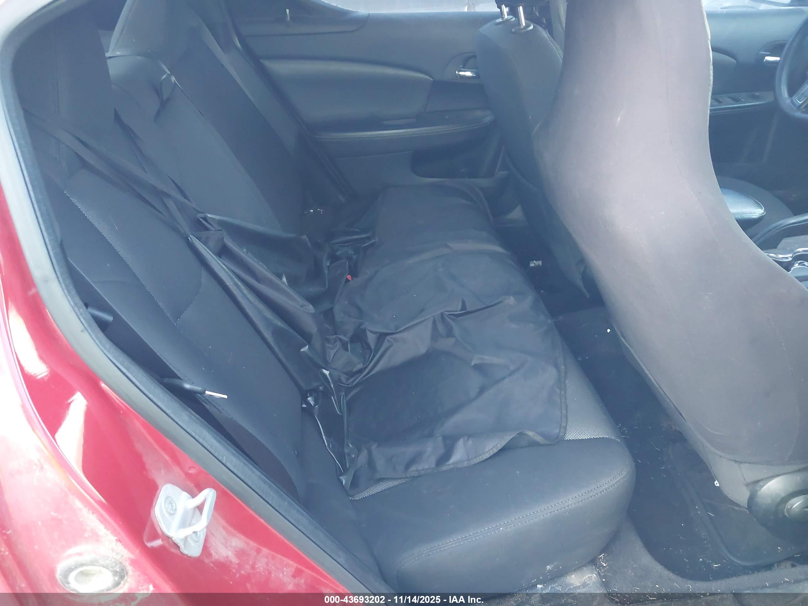 DODGE AVENGER image 8
