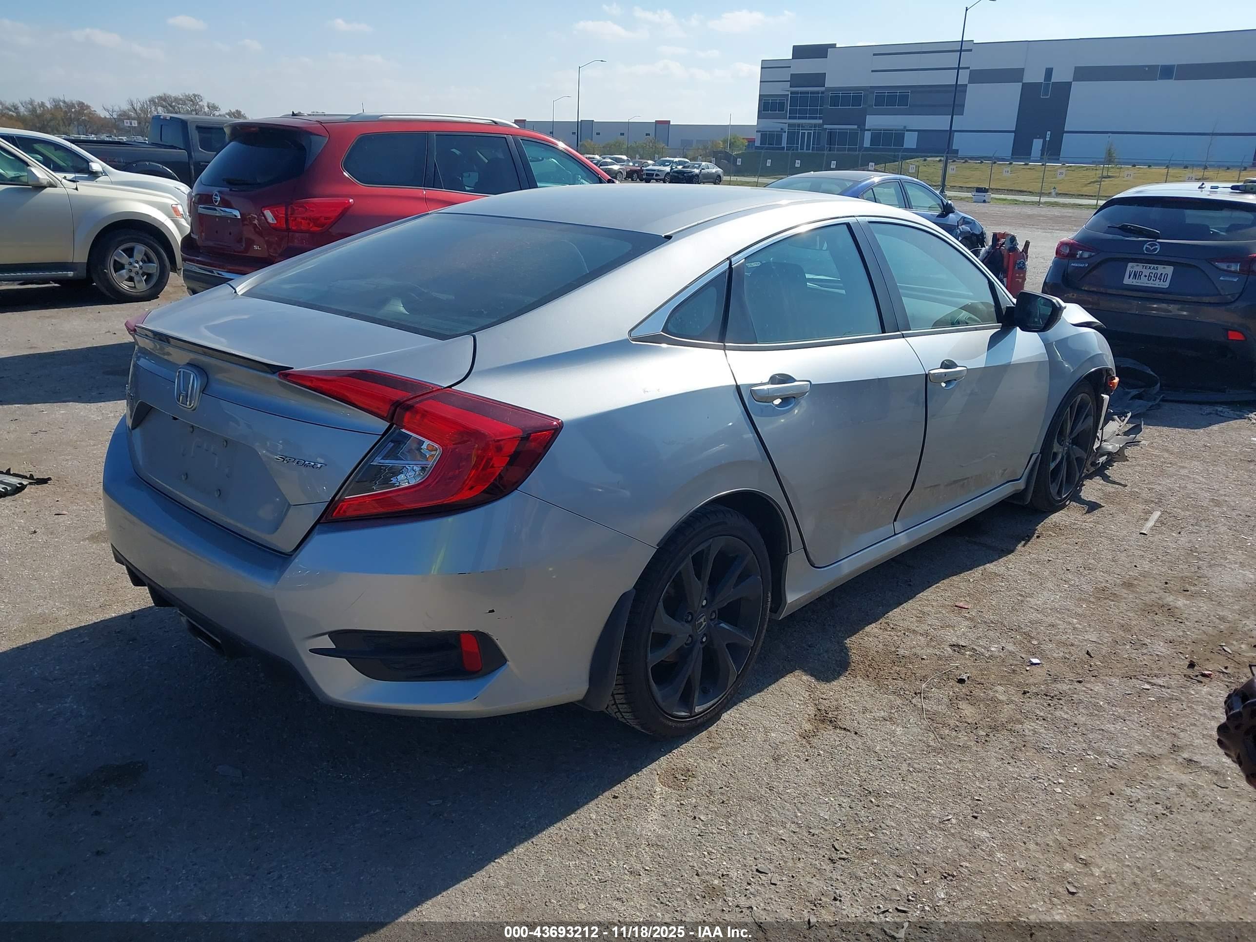 HONDA CIVIC image 4