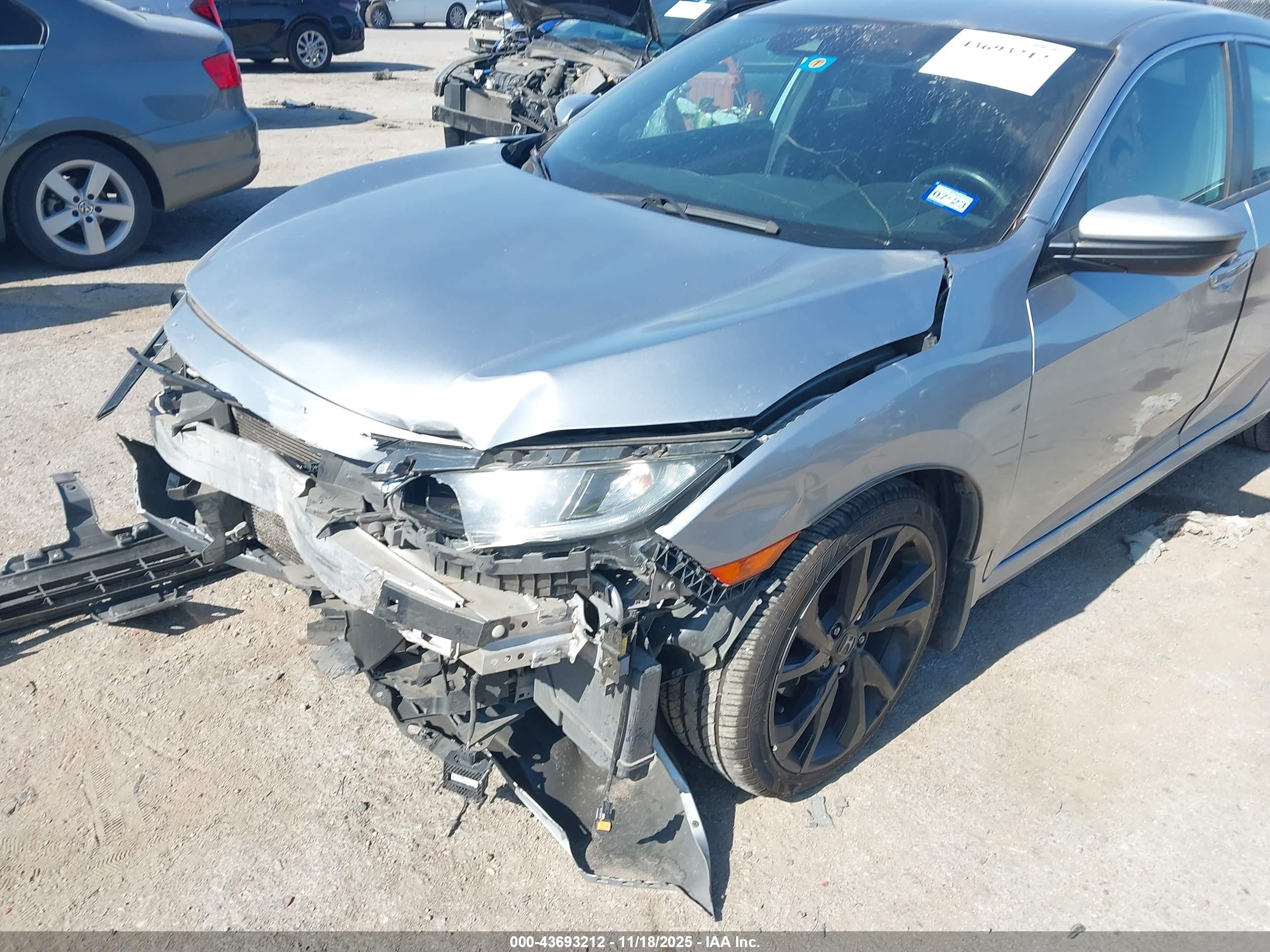 HONDA CIVIC image 6