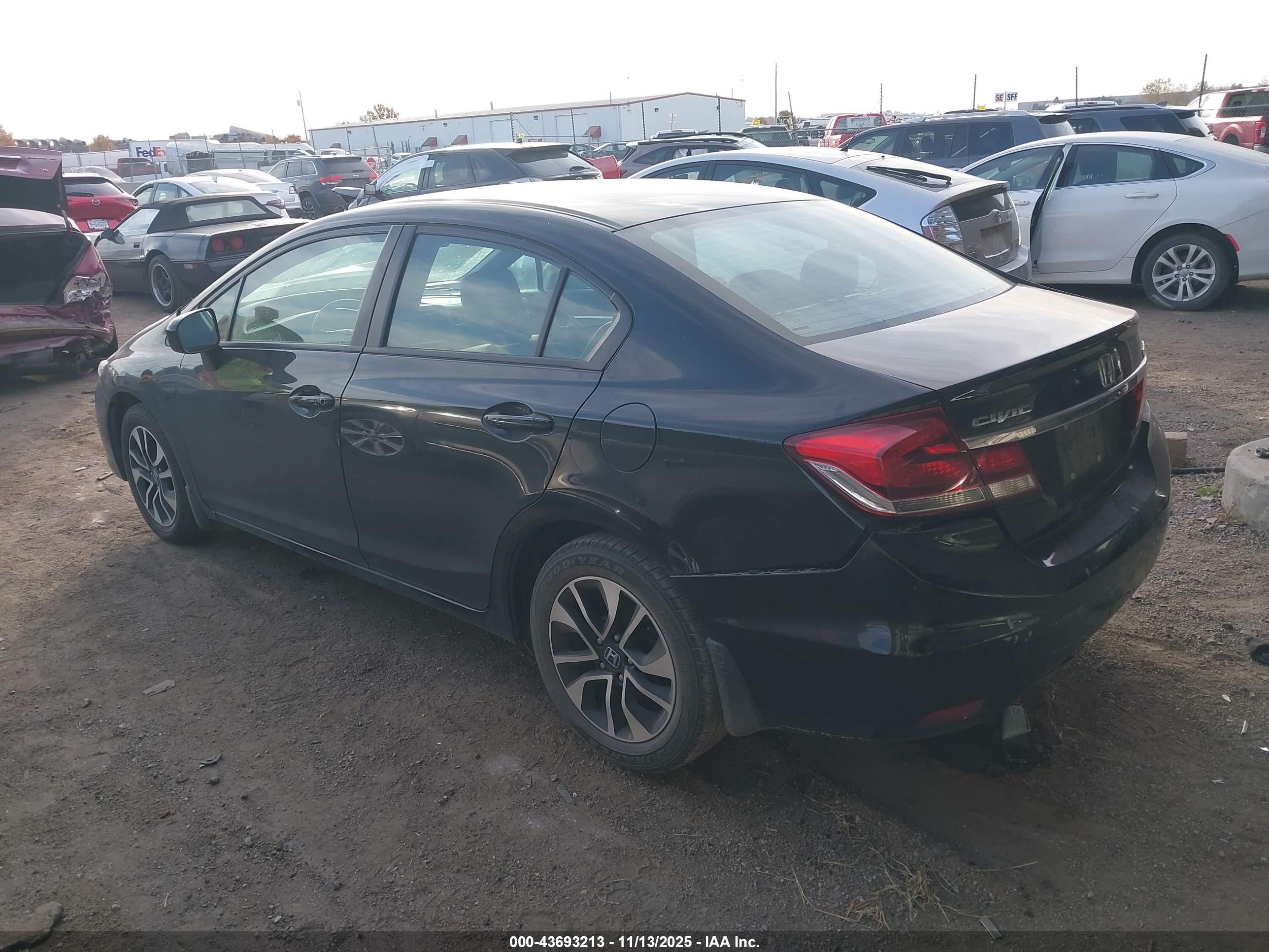 HONDA CIVIC image 3