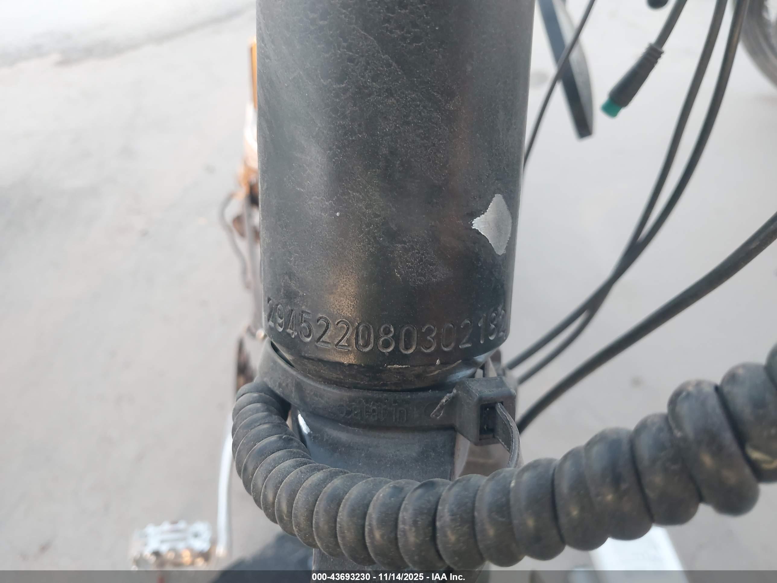 OTHER E-BIKE image 10