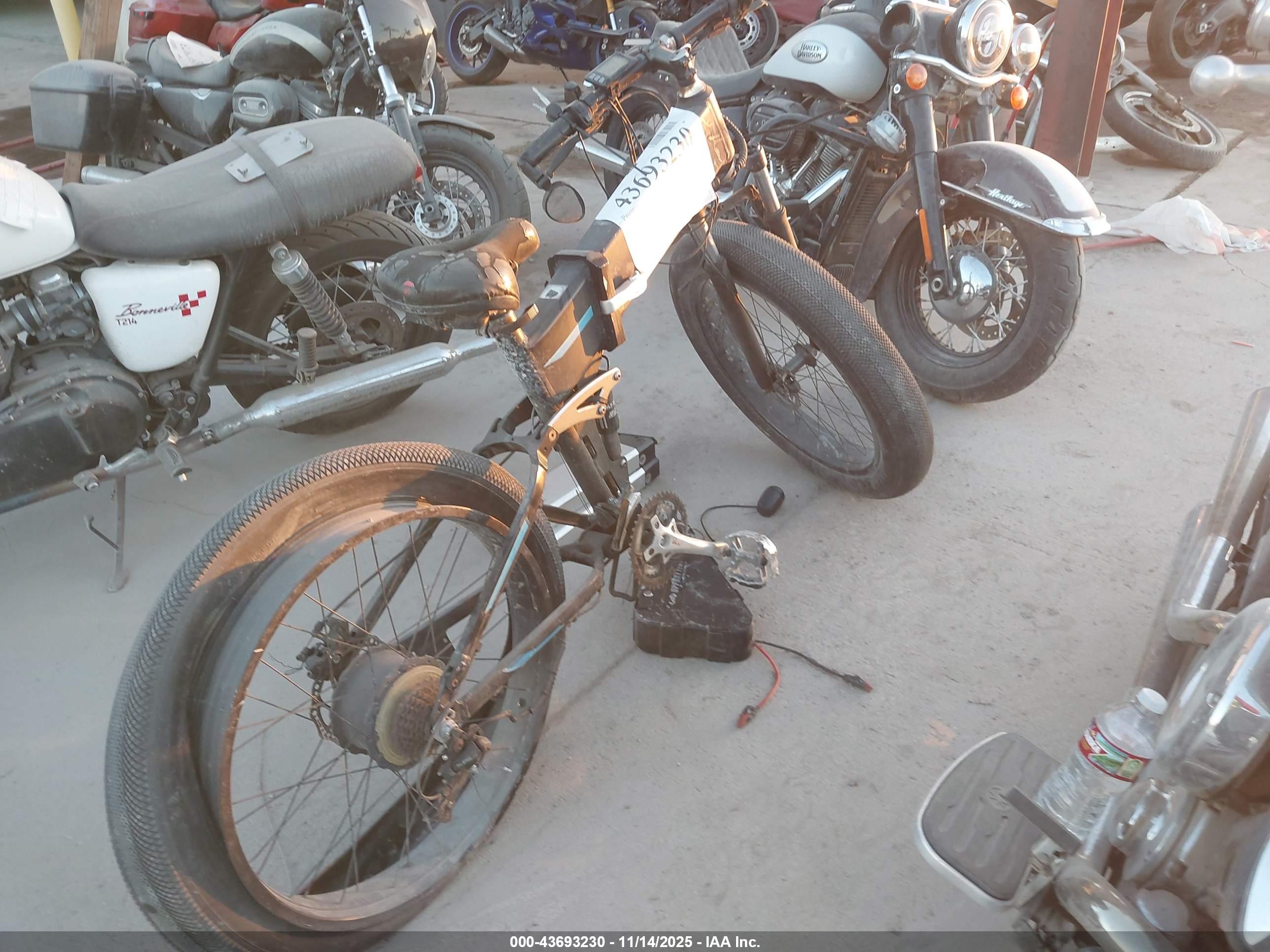 OTHER E-BIKE image 4