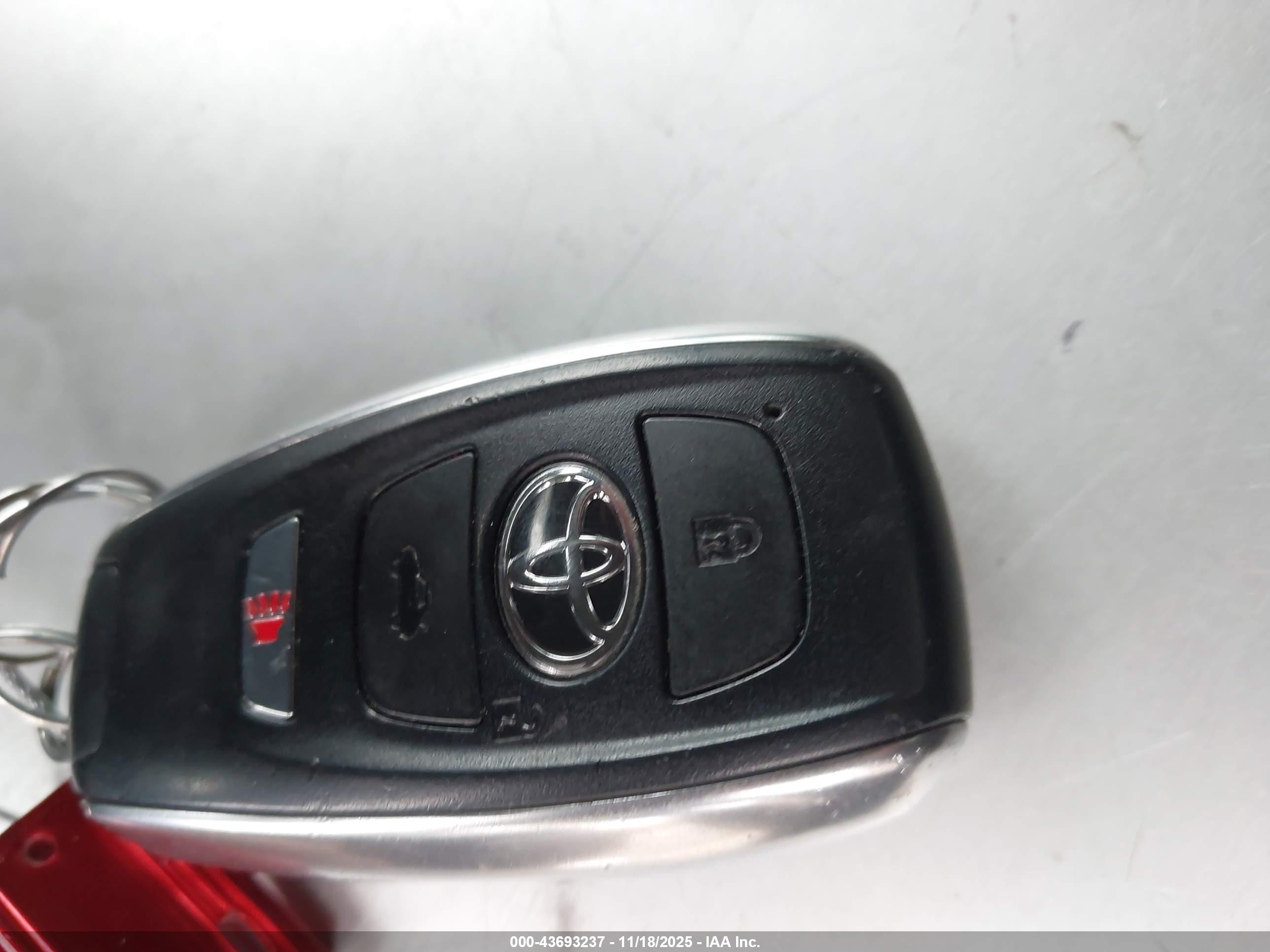TOYOTA GR86 image 11